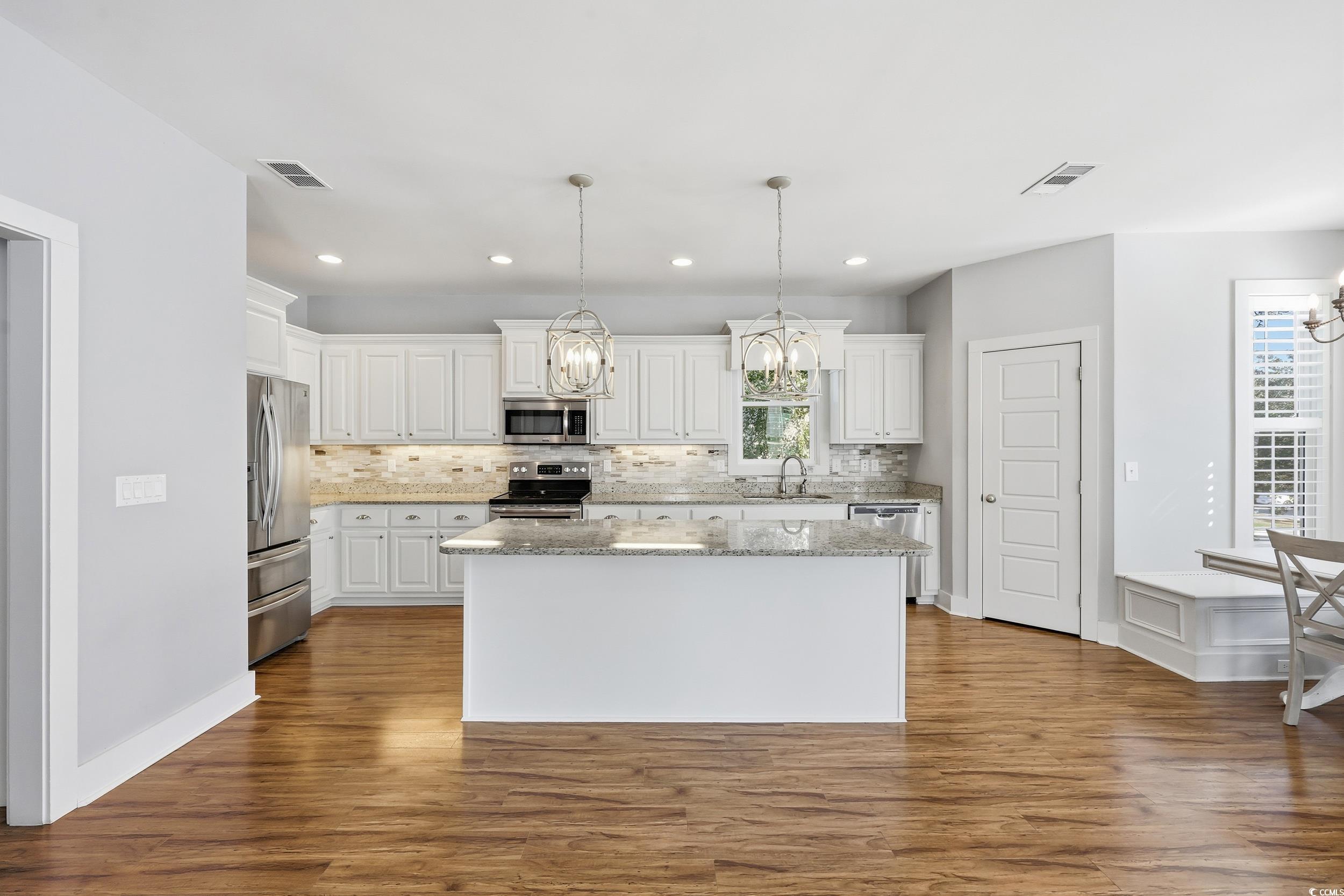 18 Coastal Breeze Trail Property Photo 17