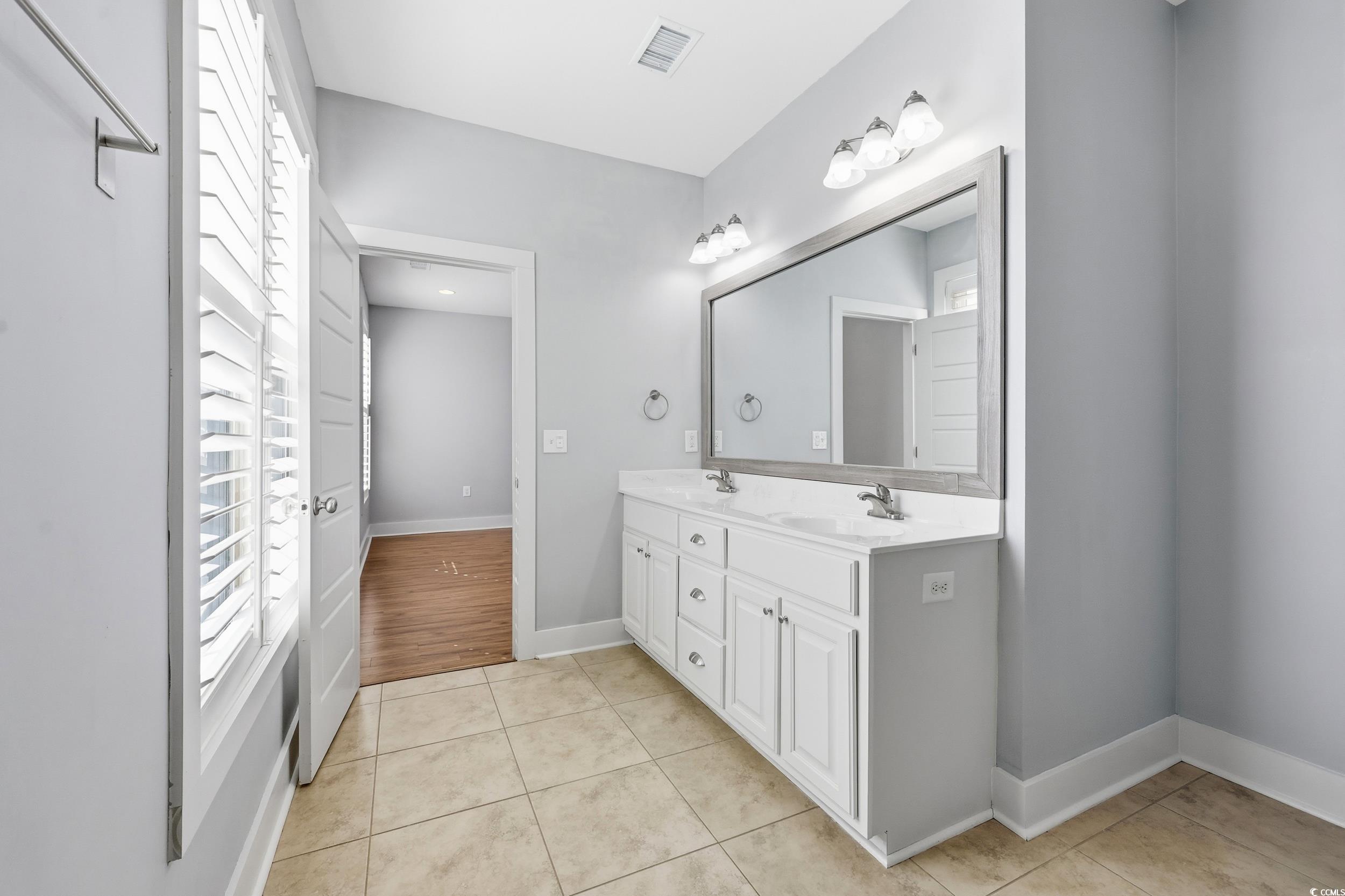18 Coastal Breeze Trail Property Photo 34