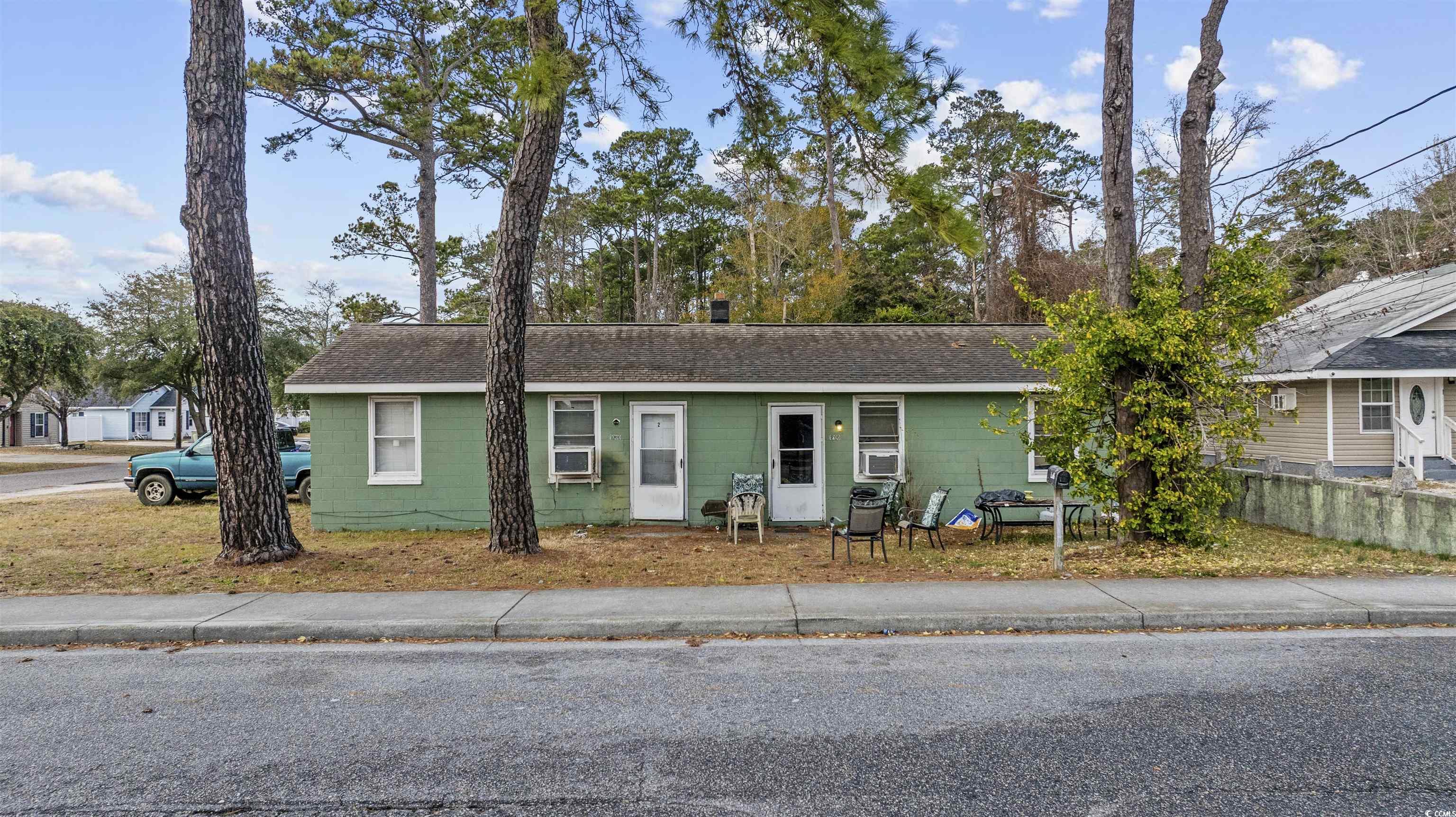 1101 Dunbar St. Property Photo 2