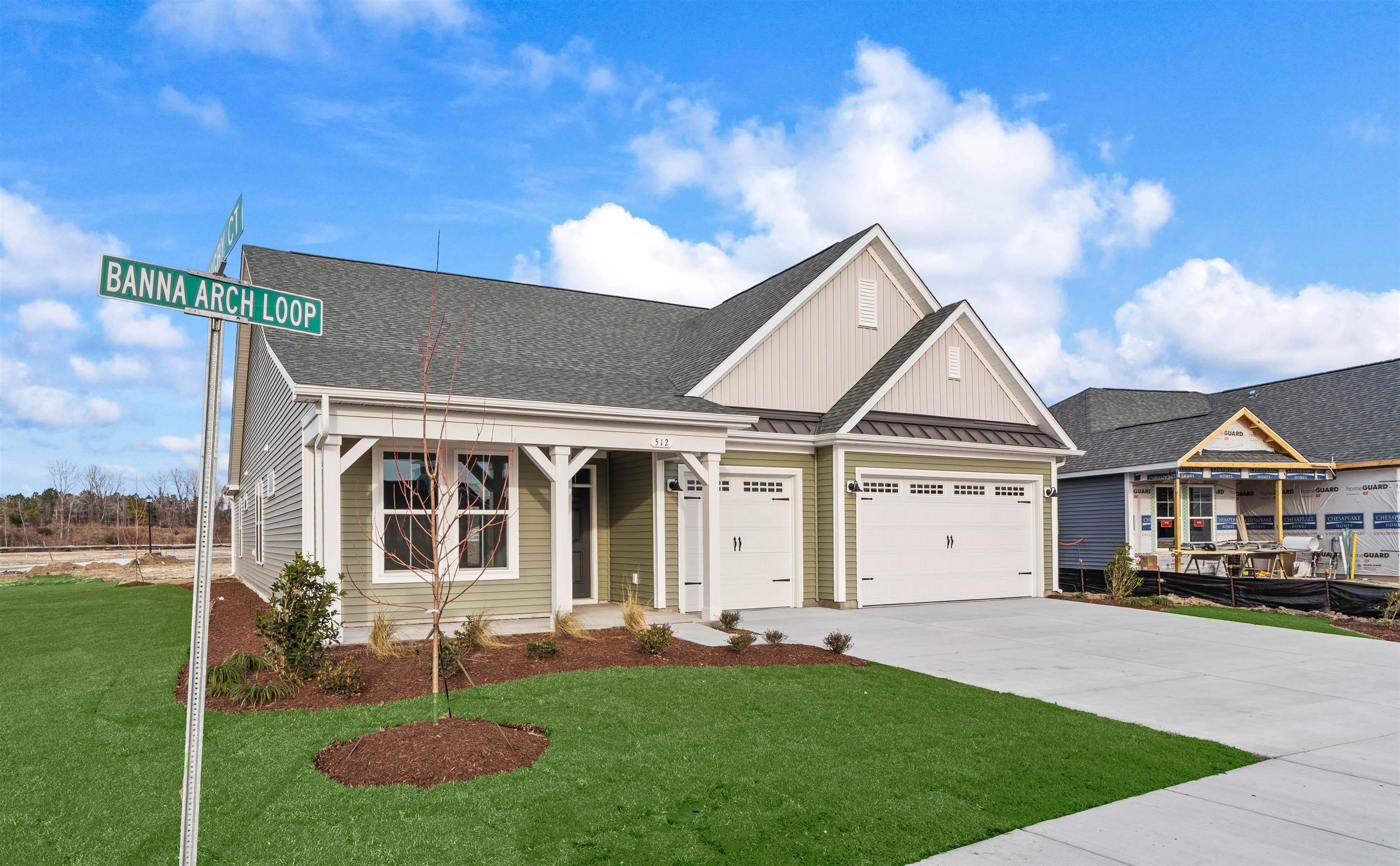 512 Banna Arch Loop Property Photo 2
