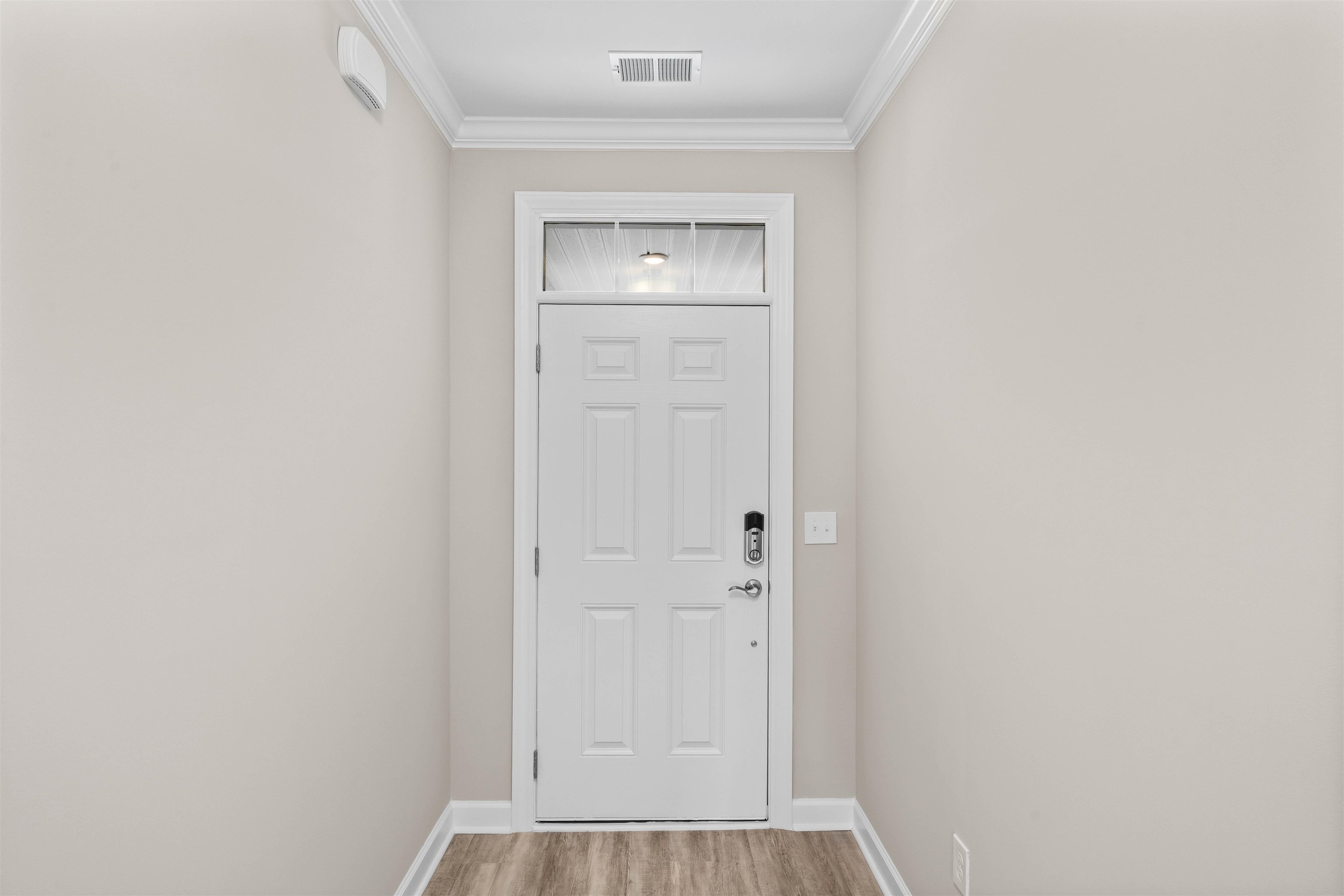 512 Banna Arch Loop Property Photo 9