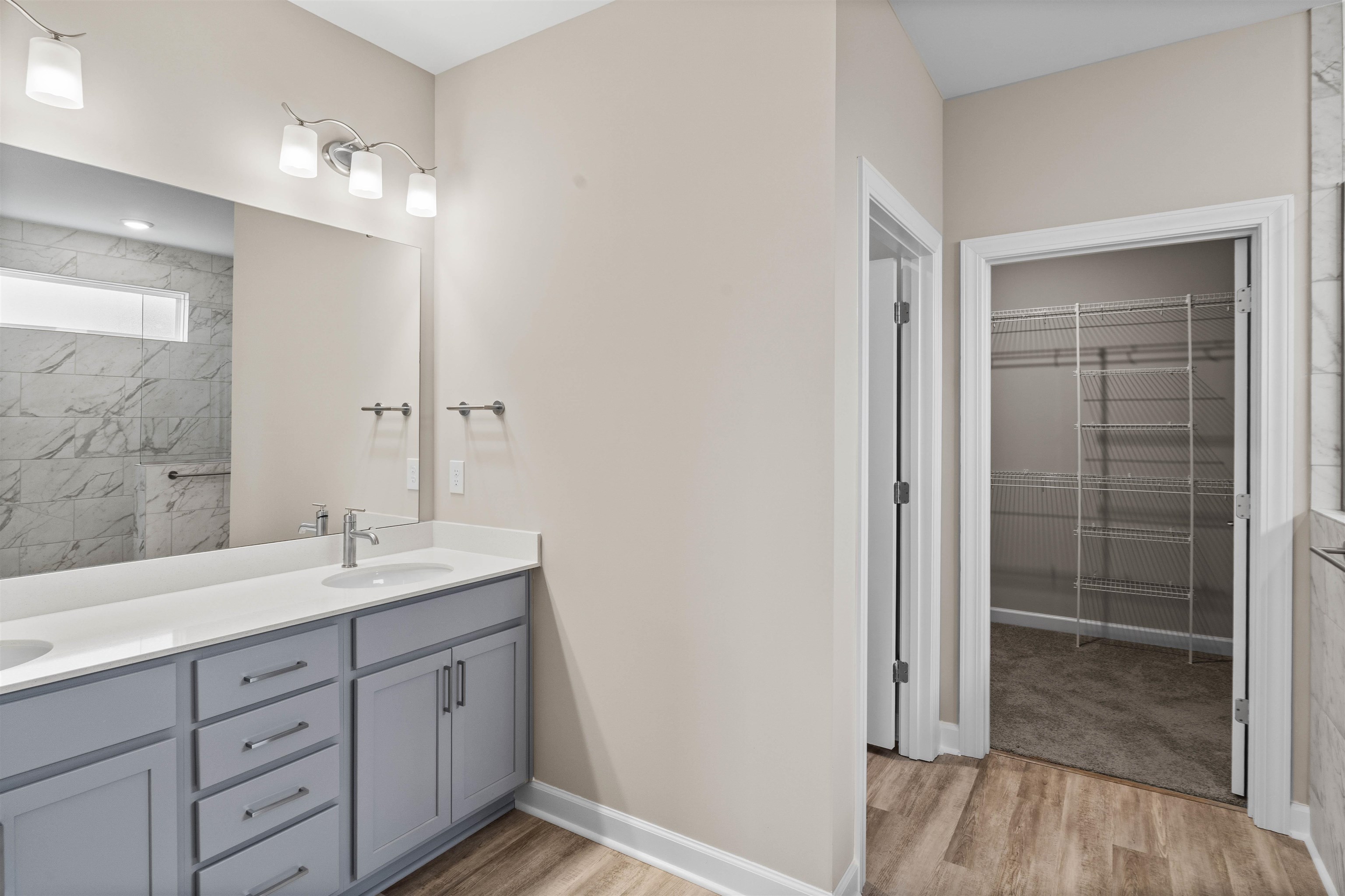 512 Banna Arch Loop Property Photo 23