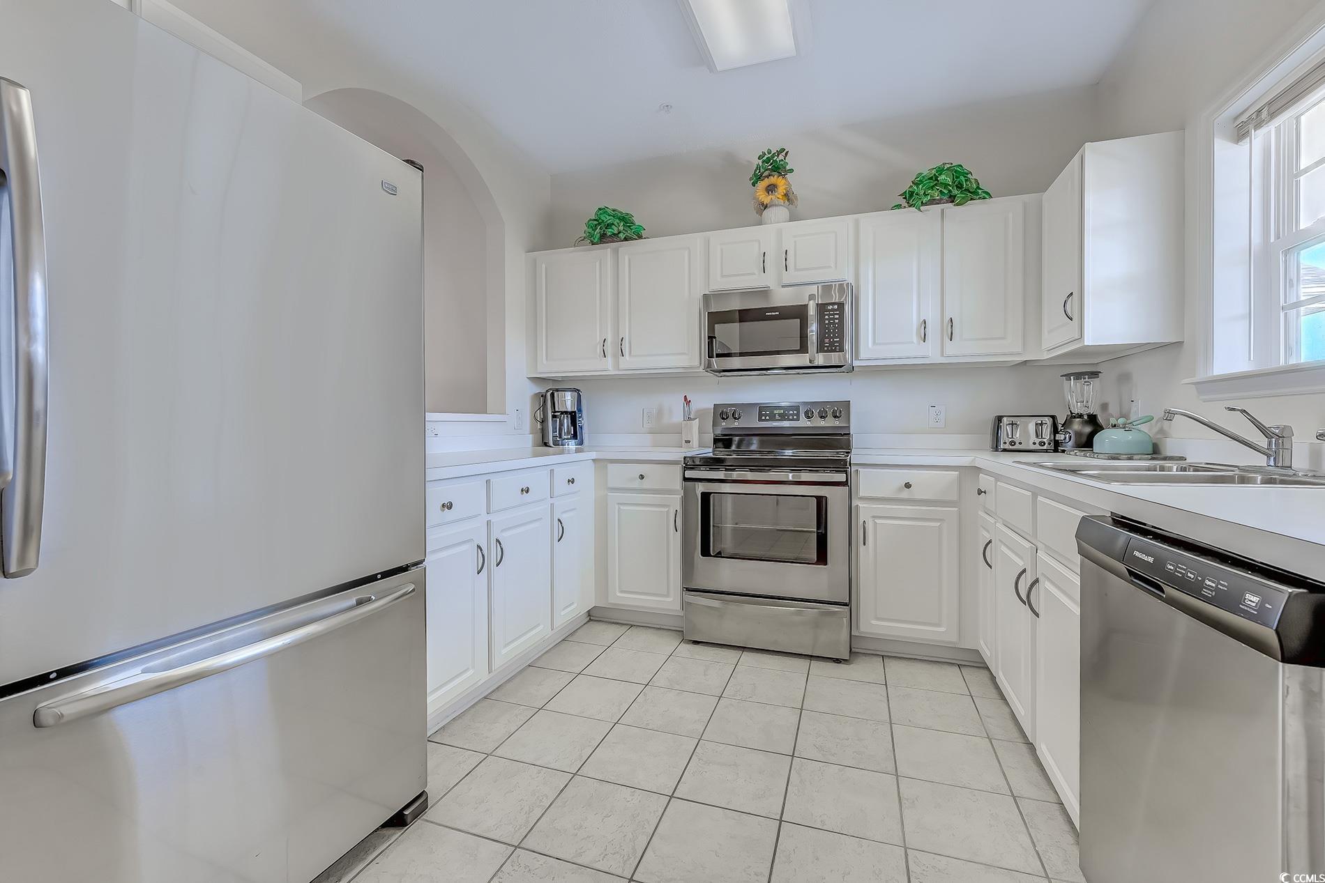 5801 Oyster Catcher Dr. Property Photo 9