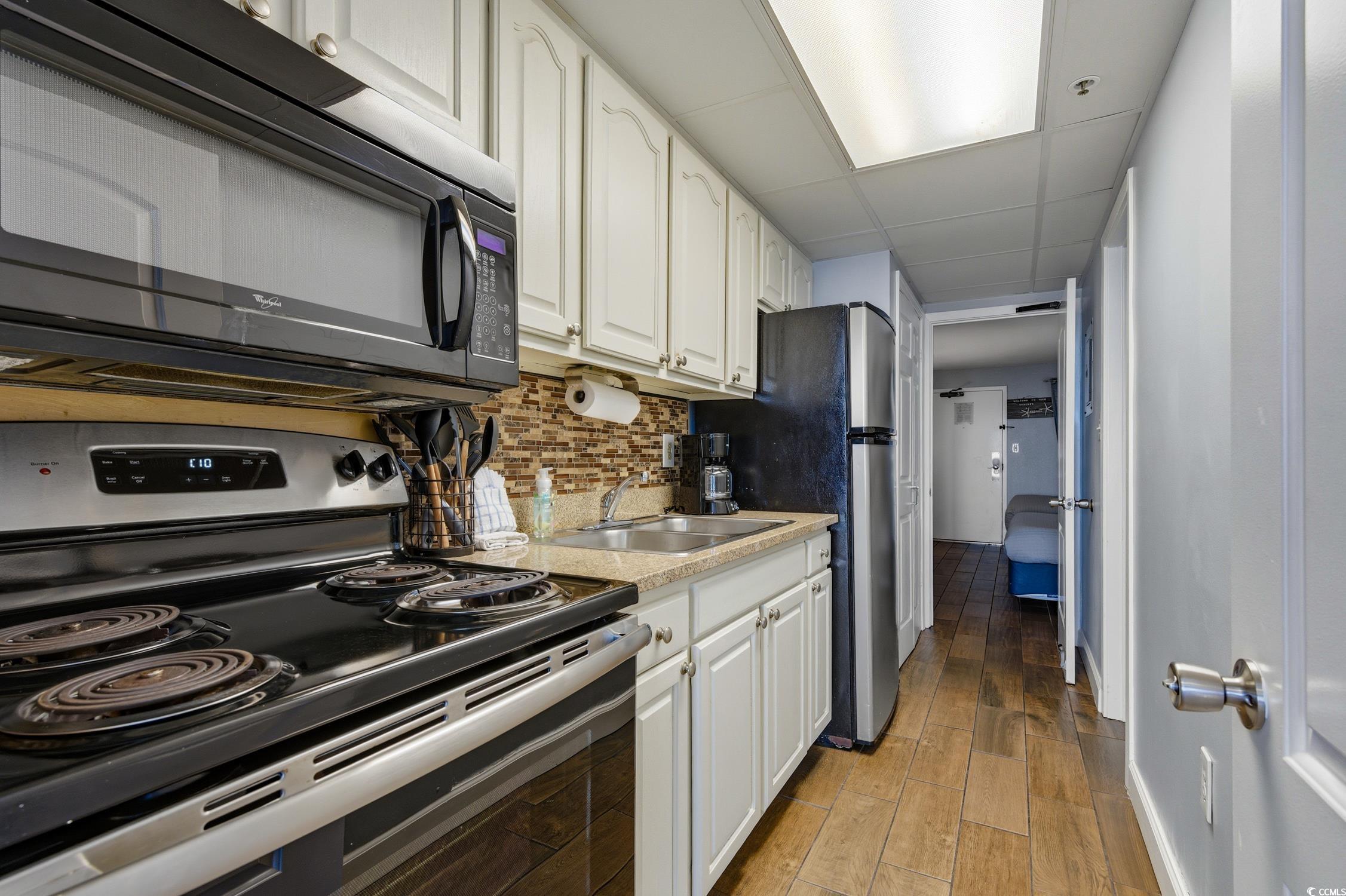 6804 N Ocean Blvd. Property Photo 10