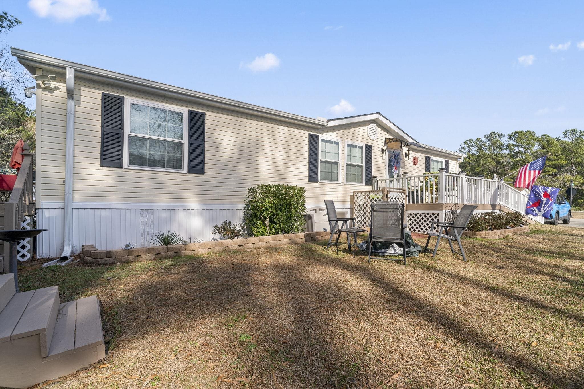 525 Folly Estates Dr. Property Photo 3