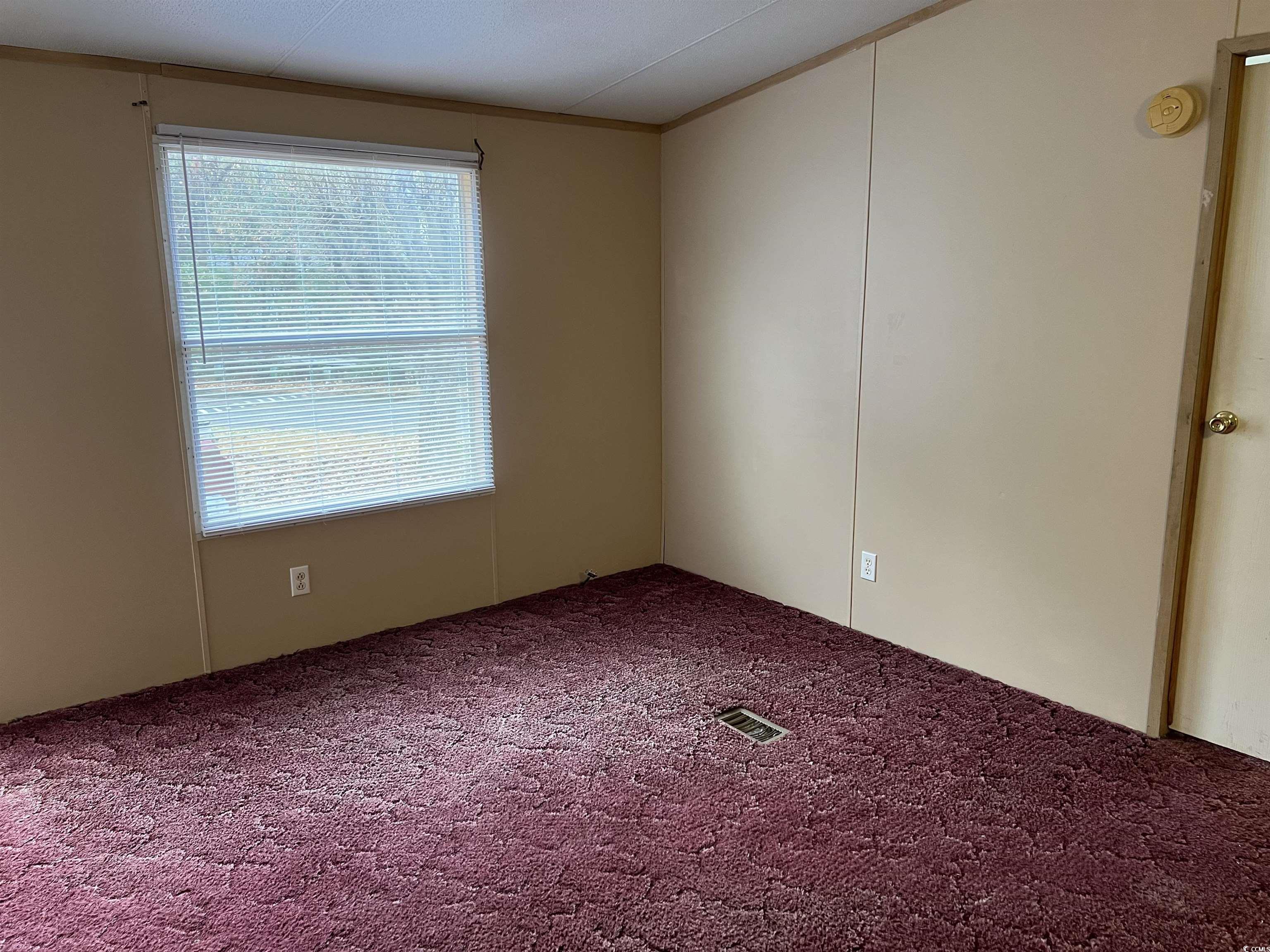 451 Sutton Dr. Property Photo 7