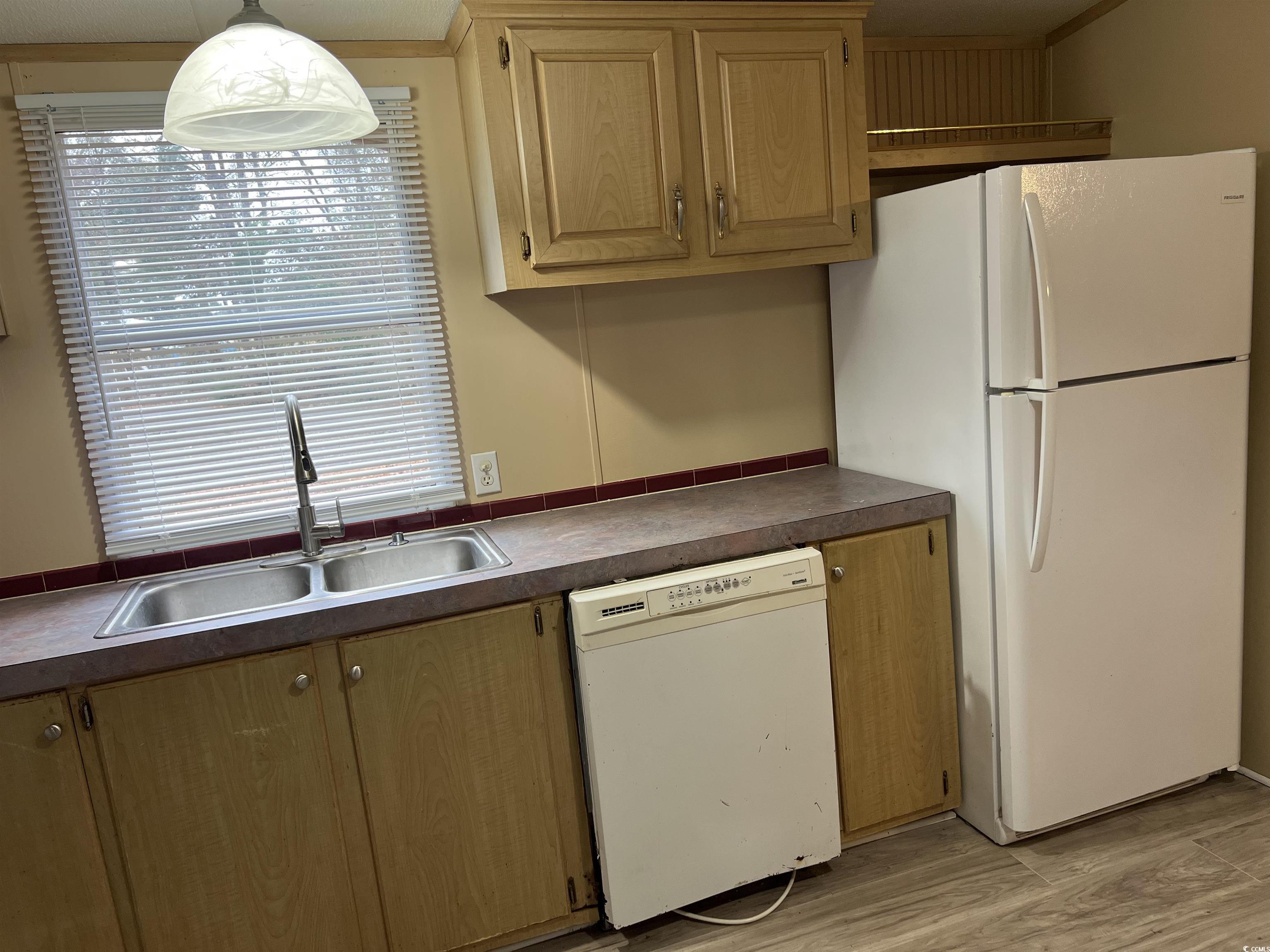 451 Sutton Dr. Property Photo 9