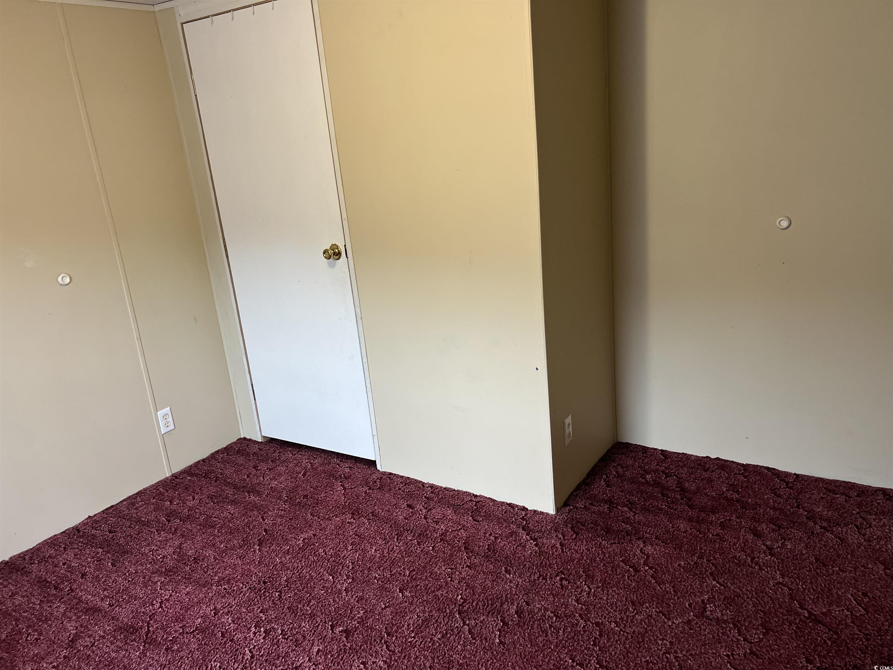 451 Sutton Dr. Property Photo 23