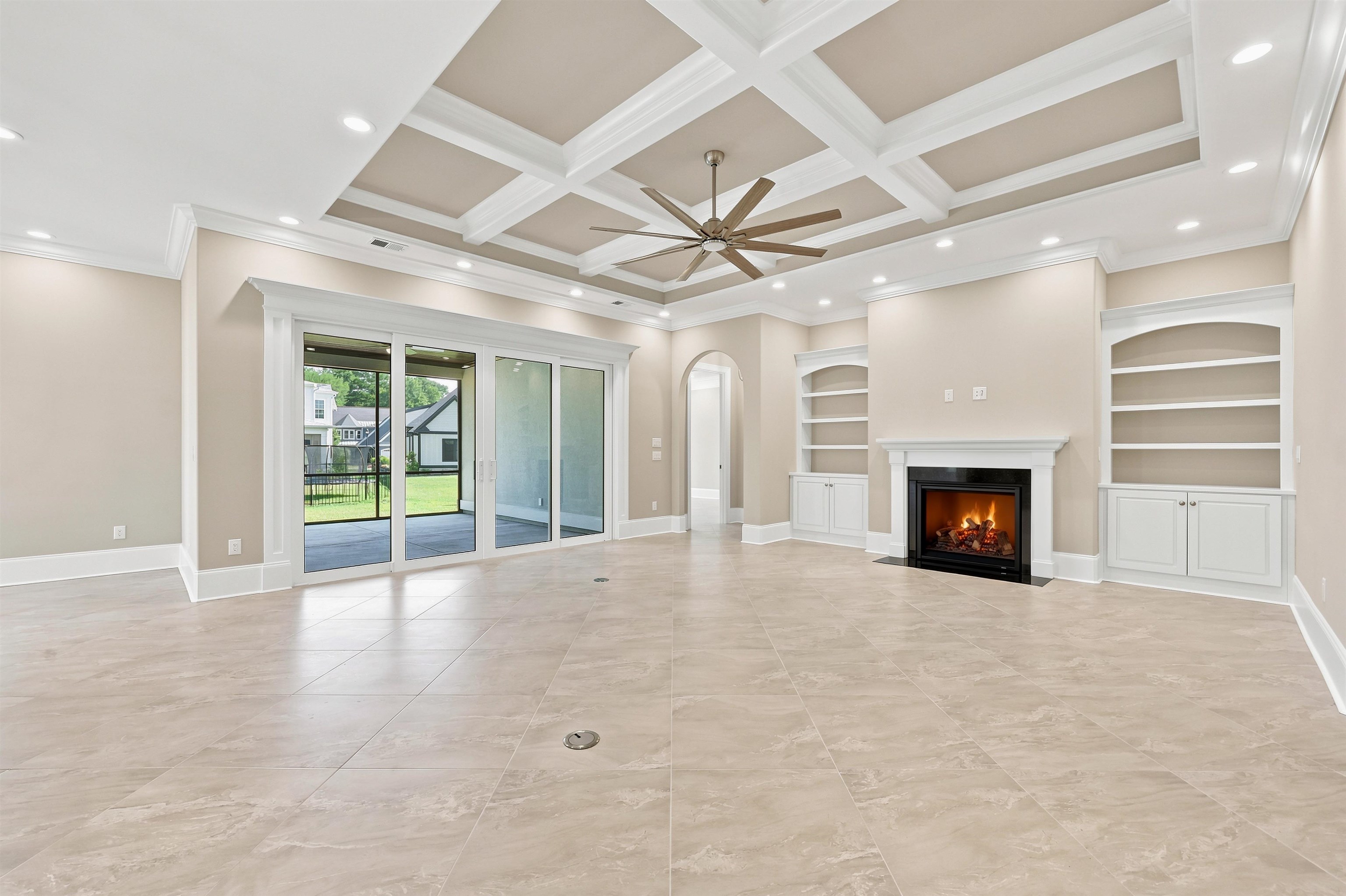 2104 Clematis Ct. Property Photo 3