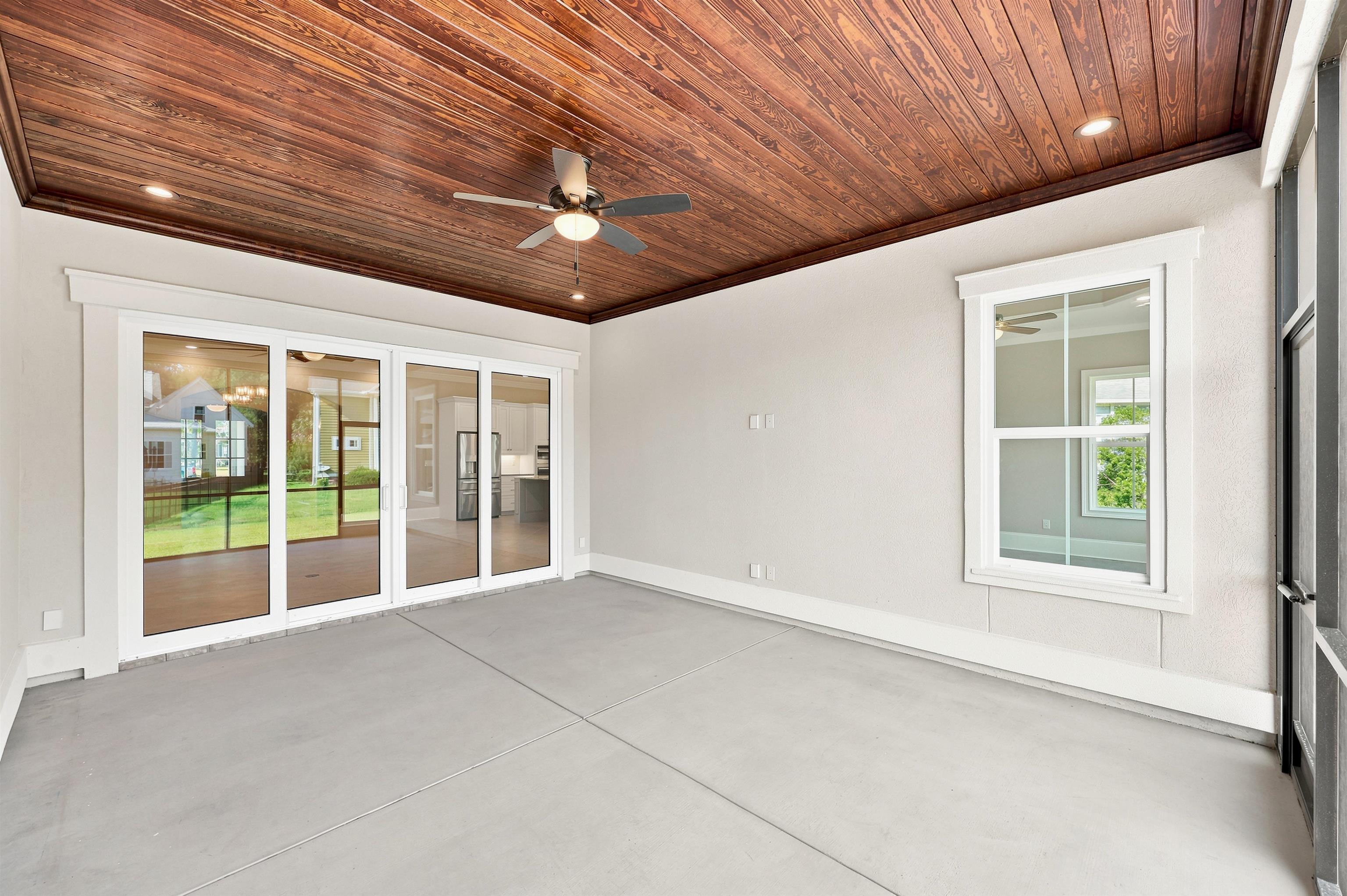 2104 Clematis Ct. Property Photo 20