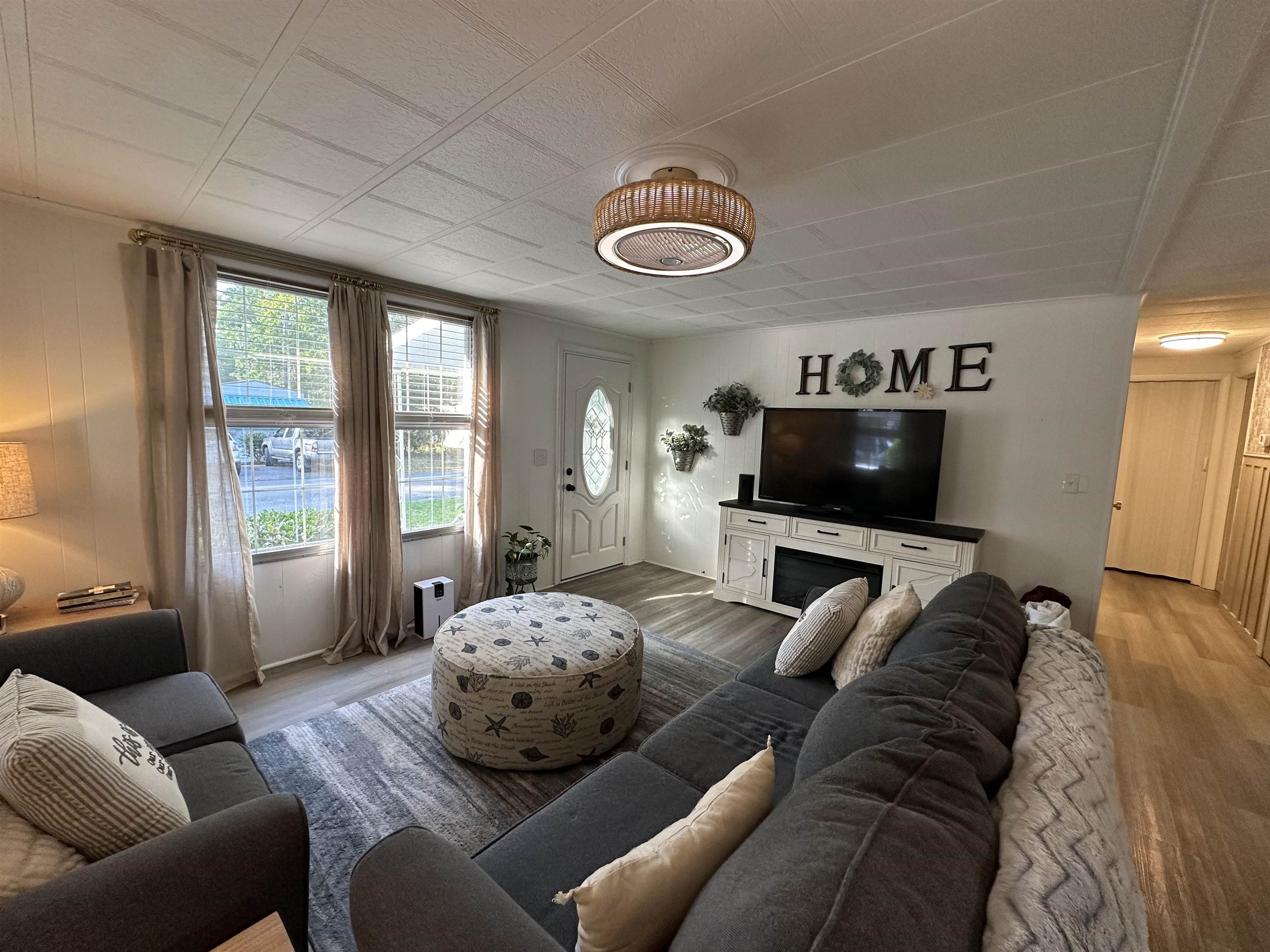 2980 Montgomery Trail Property Photo 8