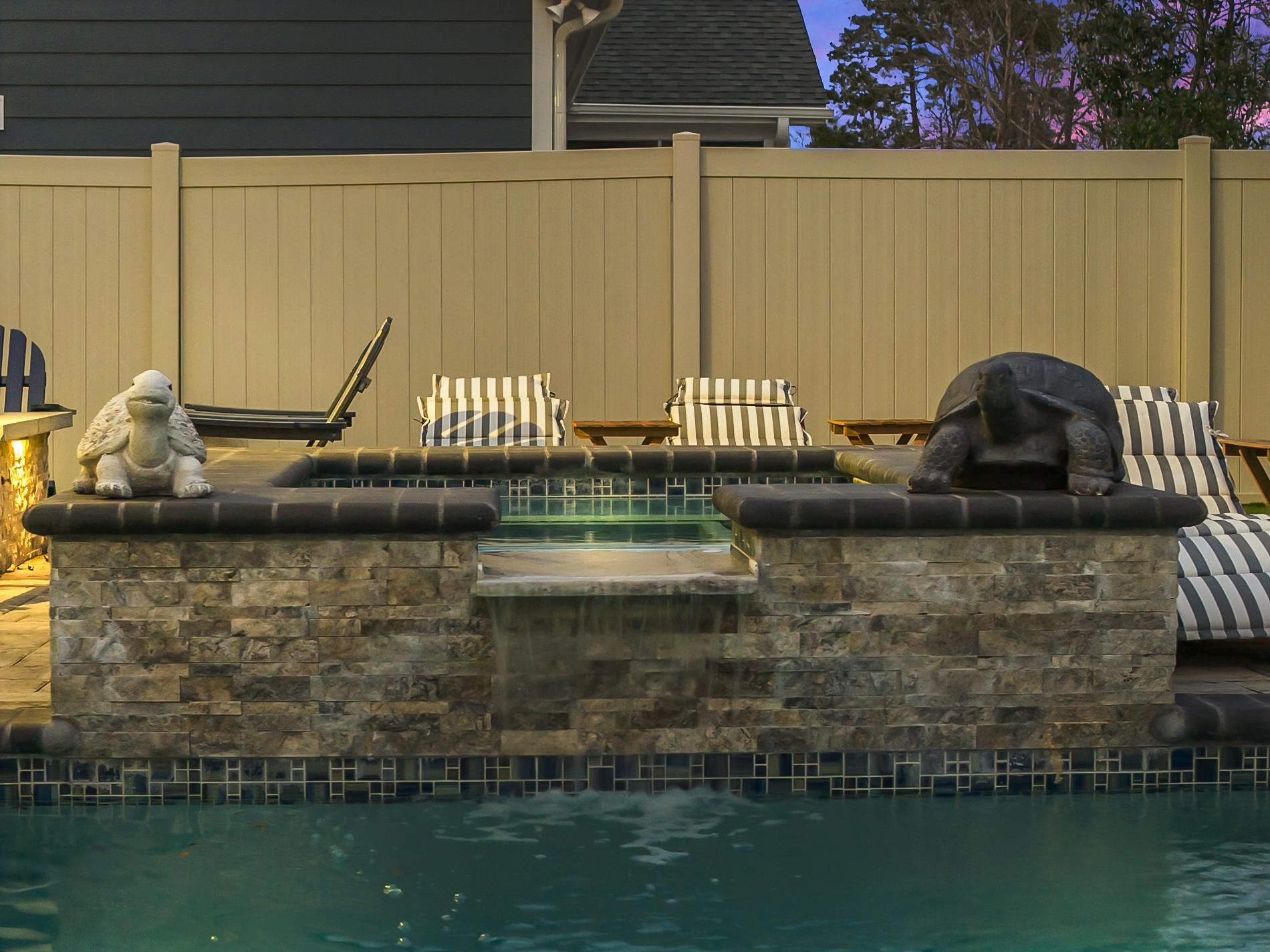 1300 Doubloon Dr. Property Photo 8