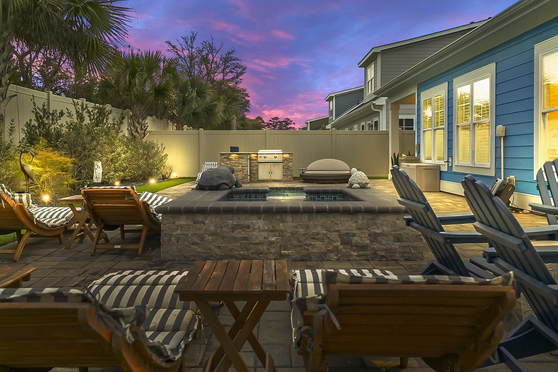 1300 Doubloon Dr. Property Photo 10