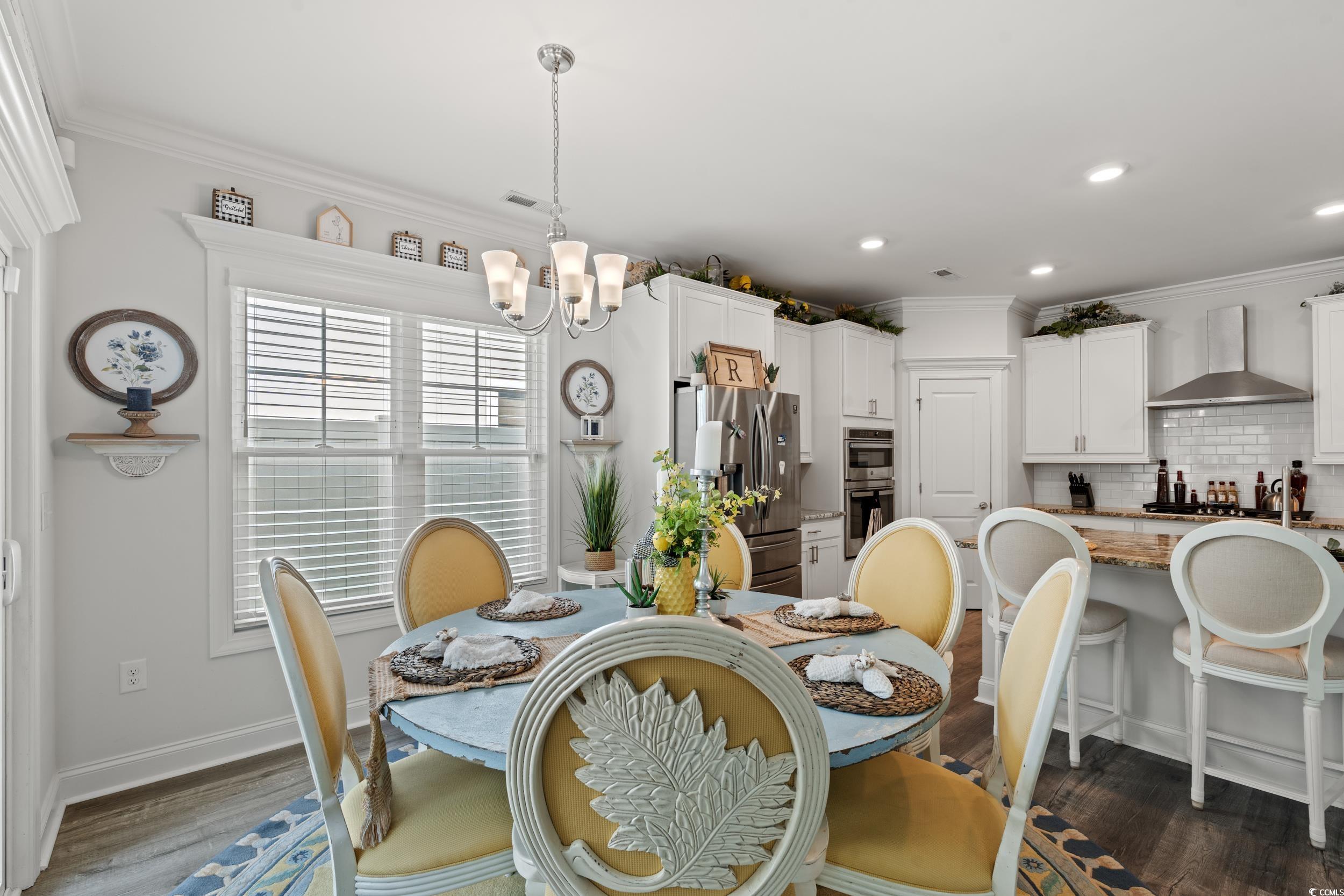 1300 Doubloon Dr. Property Photo 15
