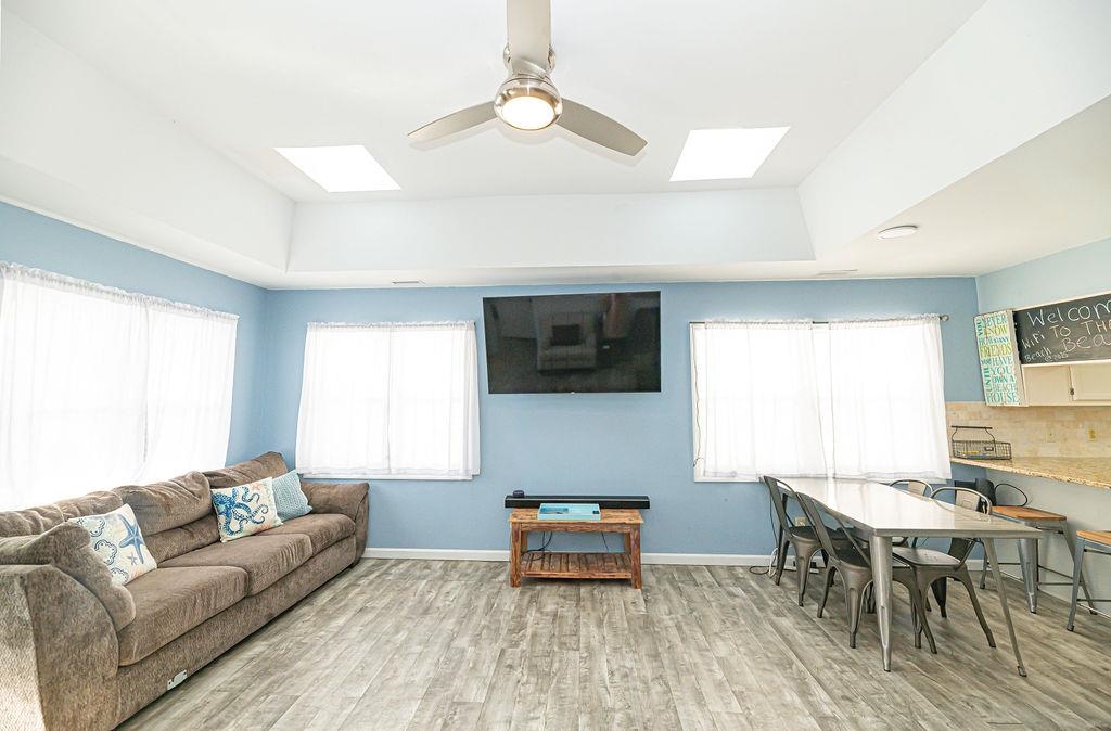 4714 Woodland St. Property Photo 5