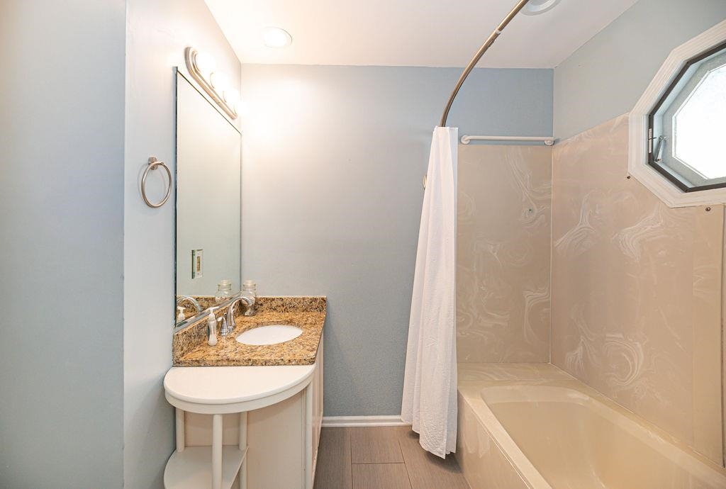 4714 Woodland St. Property Photo 16