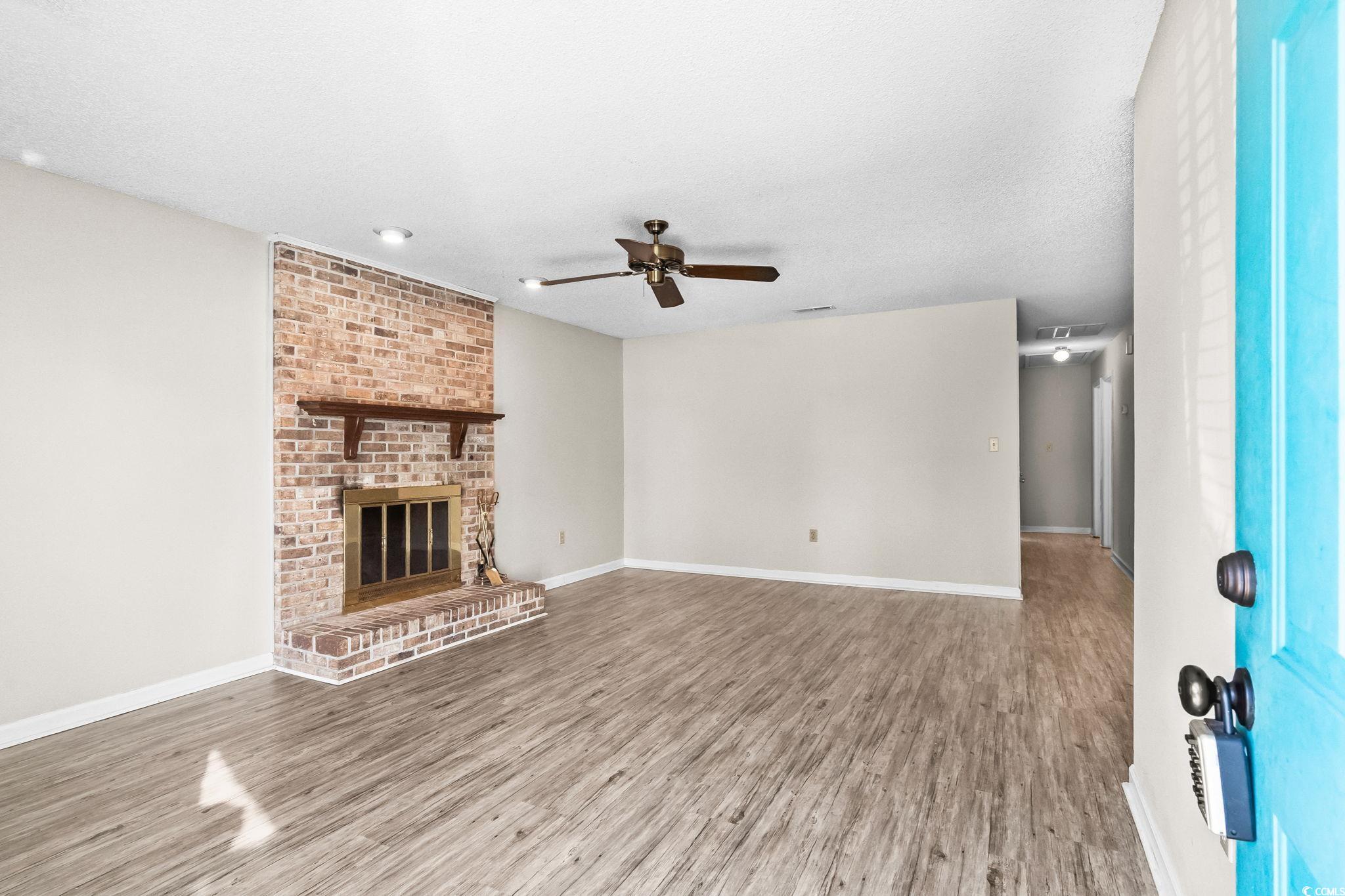 6536 Valene Ct. Property Photo 2