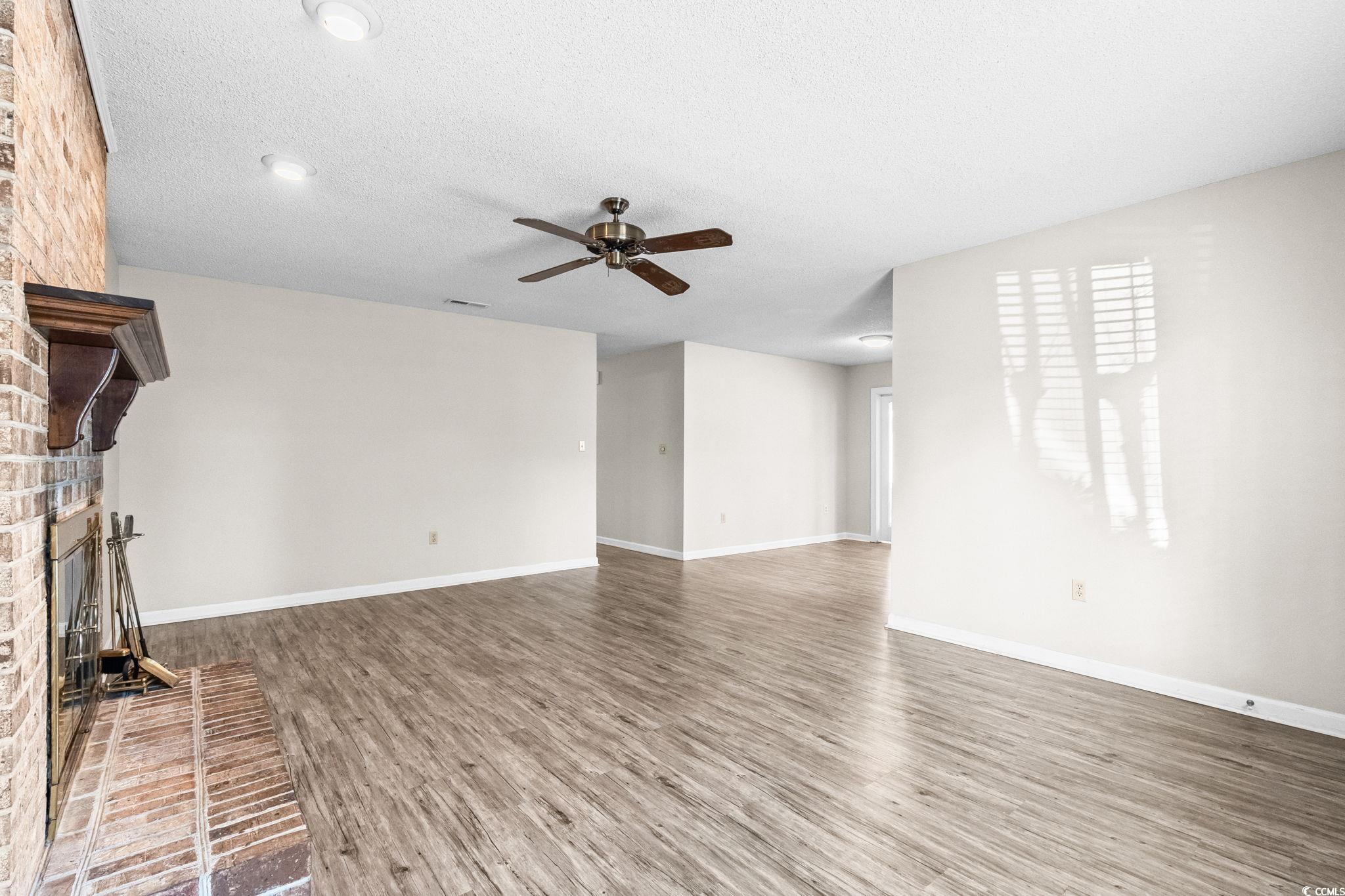 6536 Valene Ct. Property Photo 7