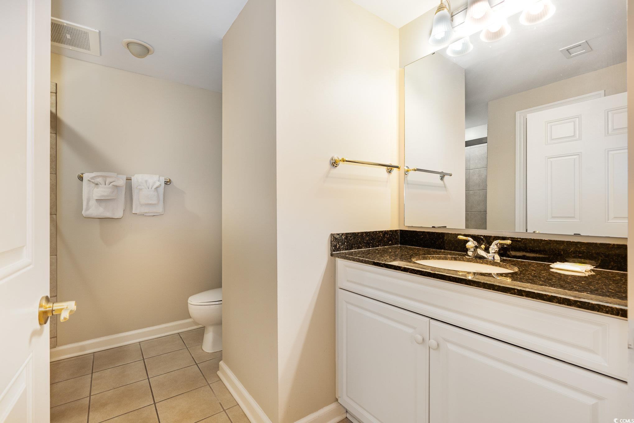 9994 Beach Club Dr. Property Photo 16