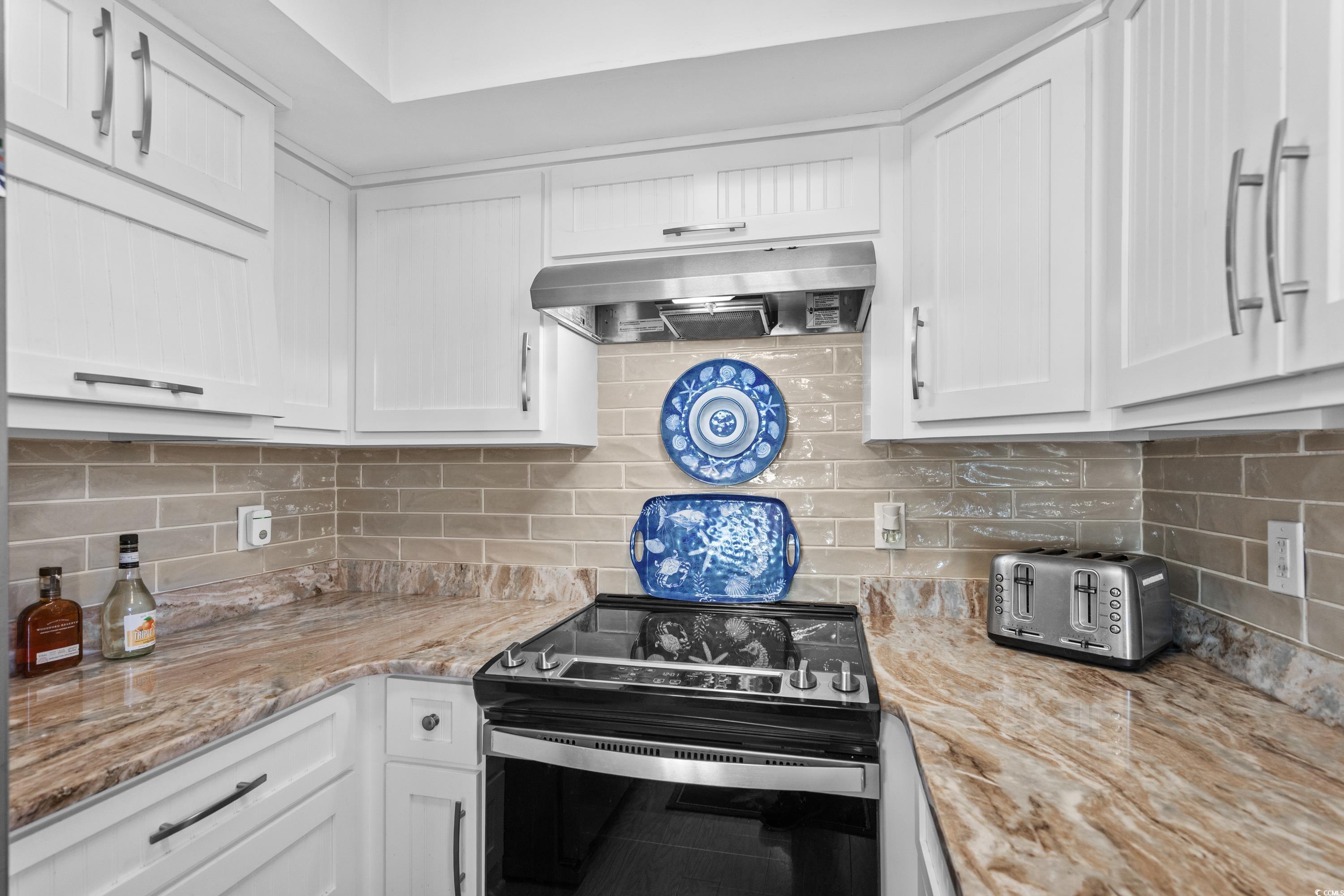 10100 Beach Club Dr. Property Photo 15