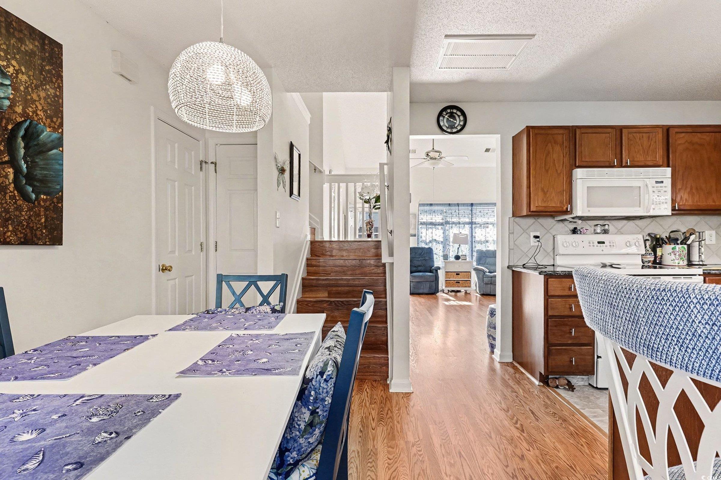 844 Sheridan Rd. Property Photo 9