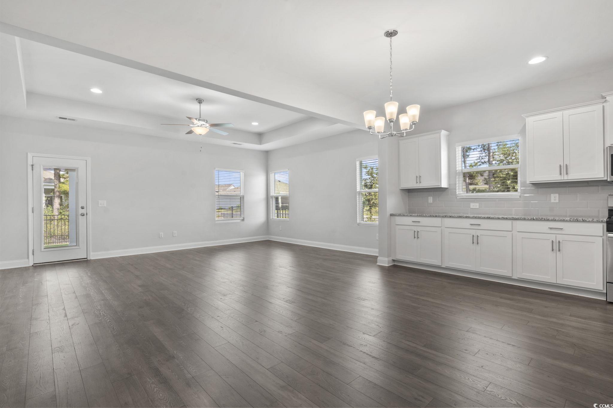 225 Astoria Park Loop Property Photo 13