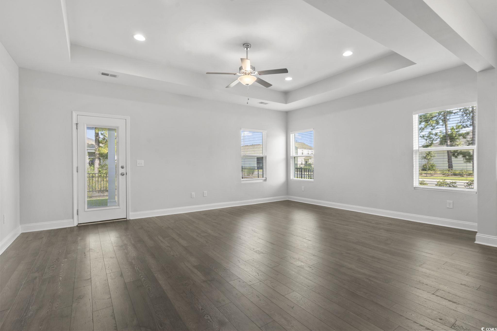 225 Astoria Park Loop Property Photo 14