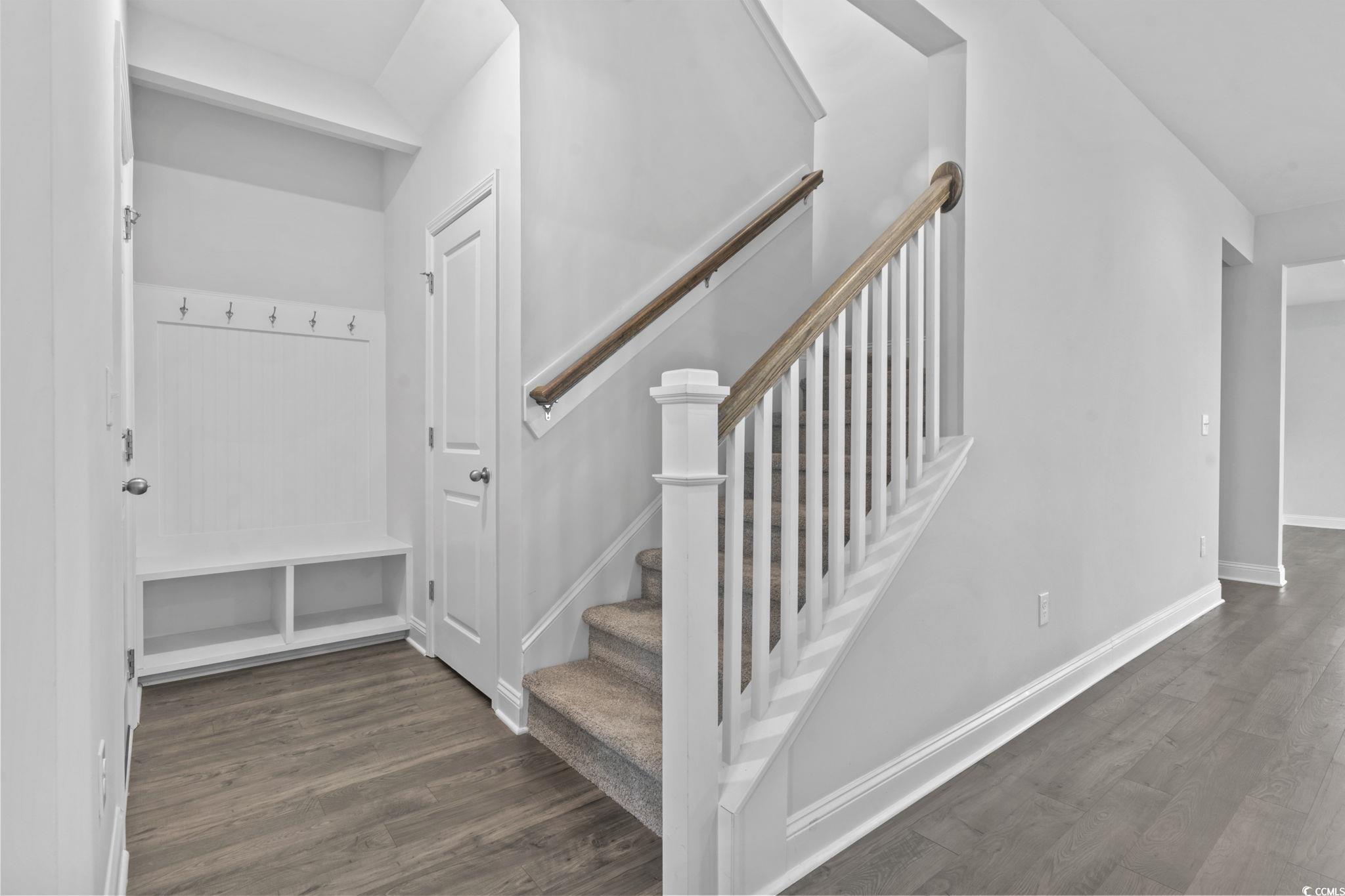 225 Astoria Park Loop Property Photo 23
