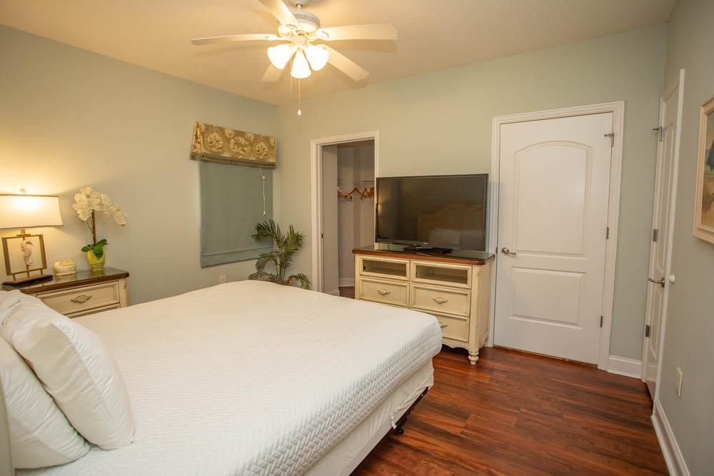 100 North Beach Blvd. Property Photo 5
