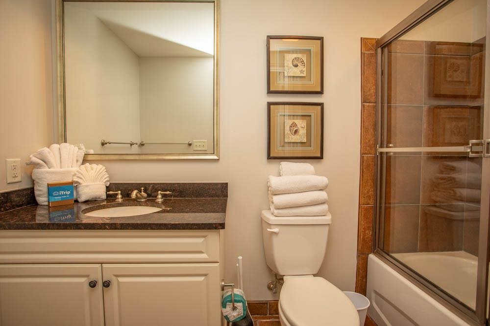 100 North Beach Blvd. Property Photo 7
