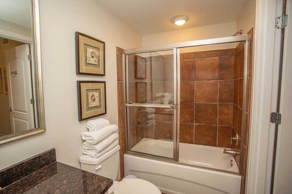 100 North Beach Blvd. Property Photo 9