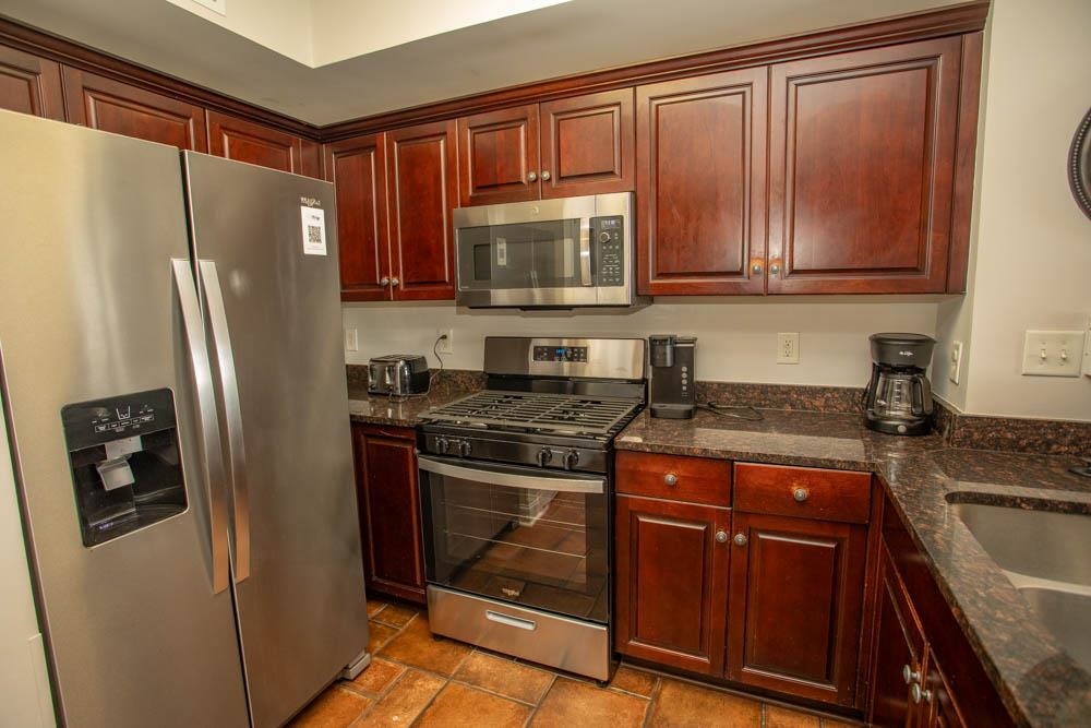 100 North Beach Blvd. Property Photo 18