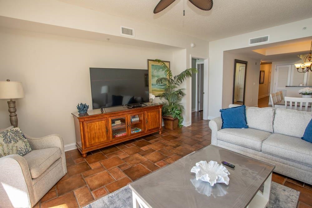 100 North Beach Blvd. Property Photo 27