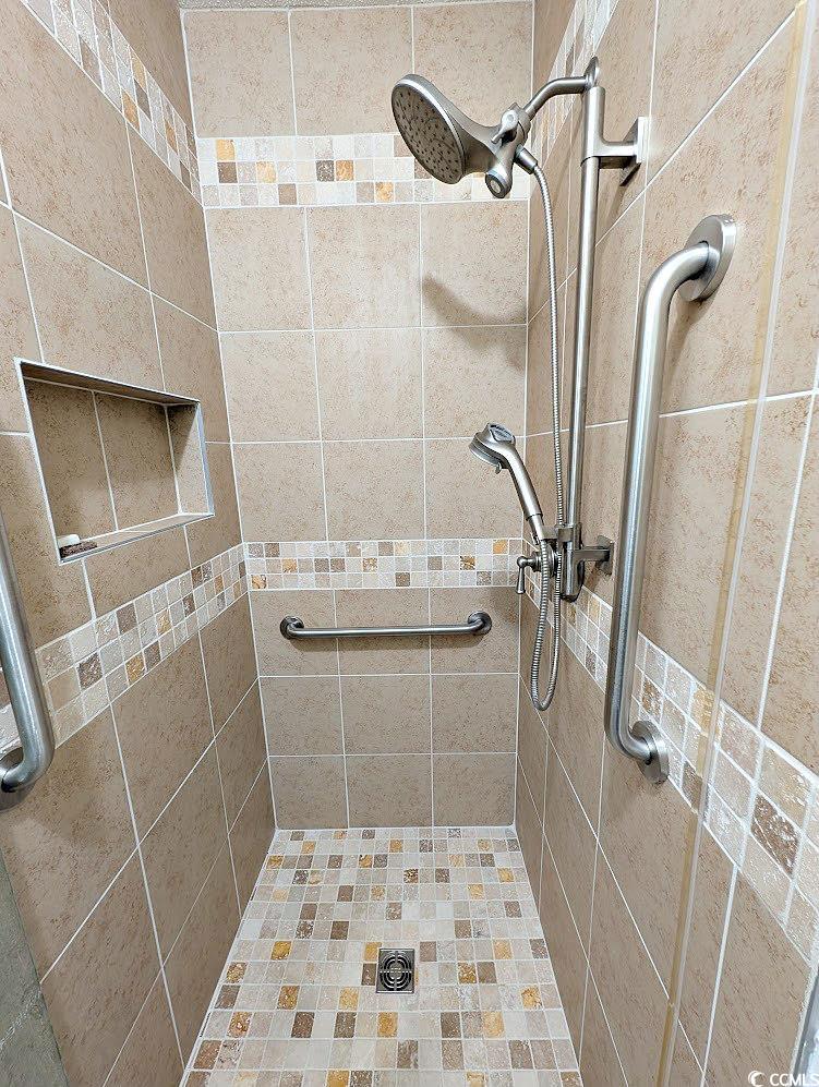 207 Double Eagle Dr. Property Photo 16