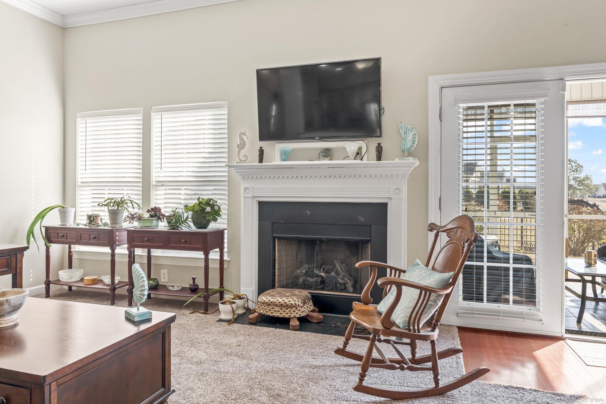 605 Tattlesbury Dr. Property Photo 17