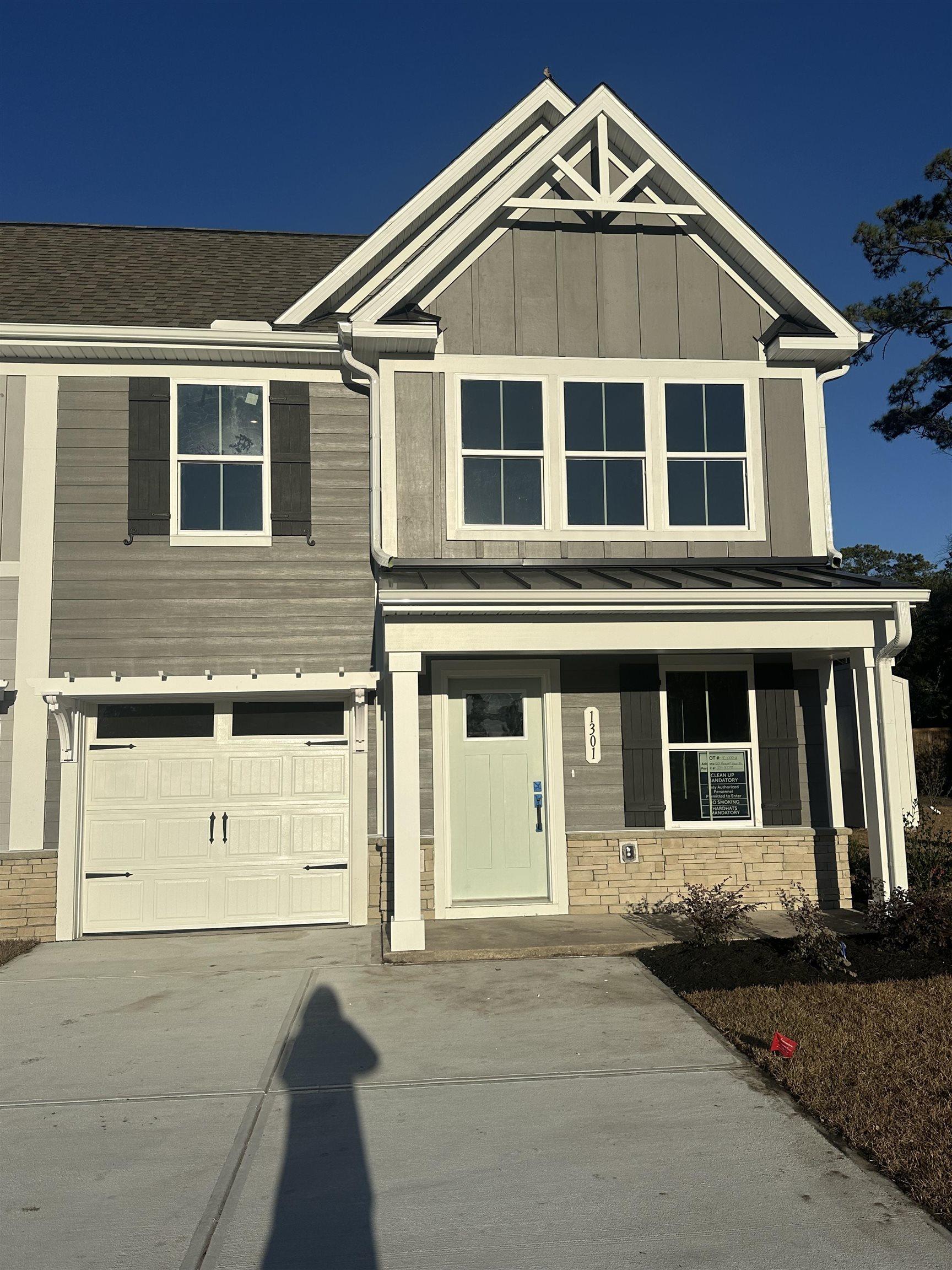 1301 Pleasant View Dr Property Photo 1