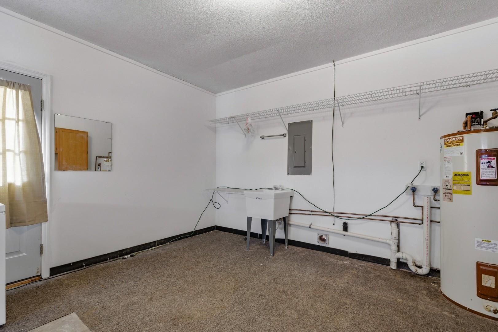 305 Watson St. Property Photo 19
