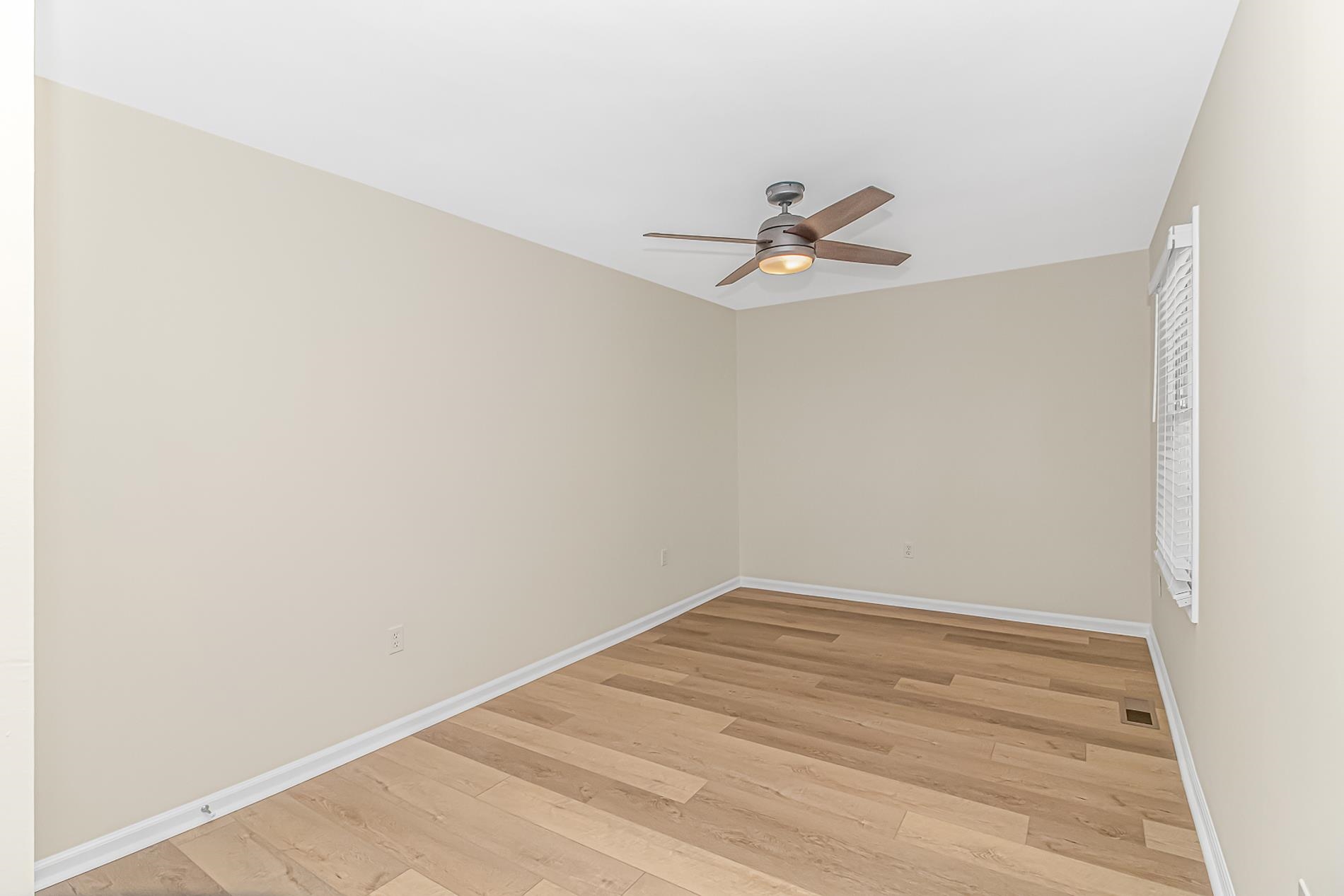 313 N Poplar Dr. Property Photo 16