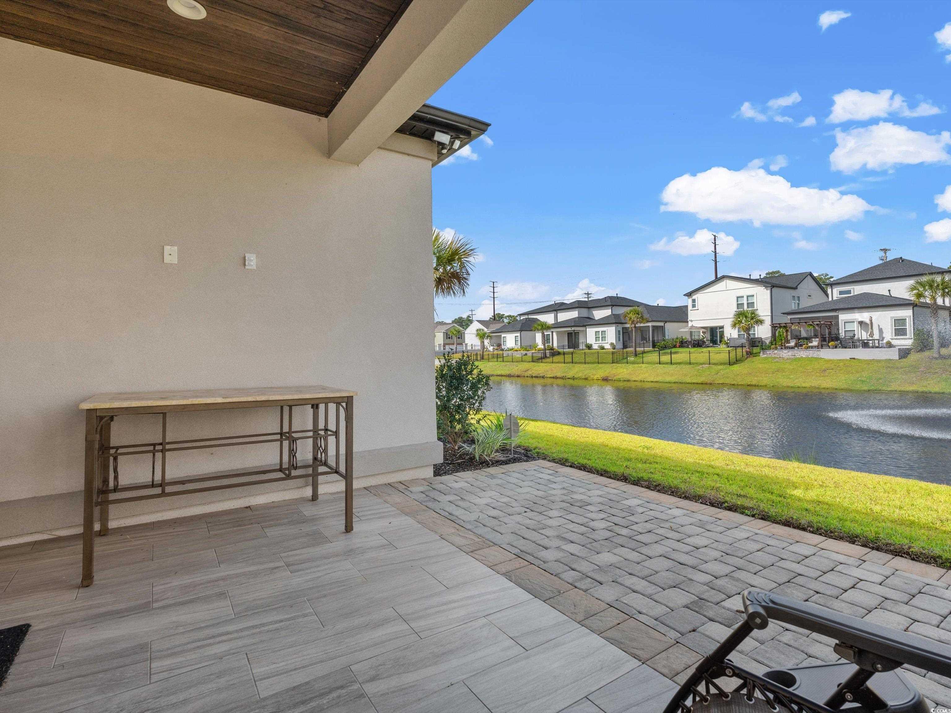 6723 Ocean Breeze Loop Property Photo 32