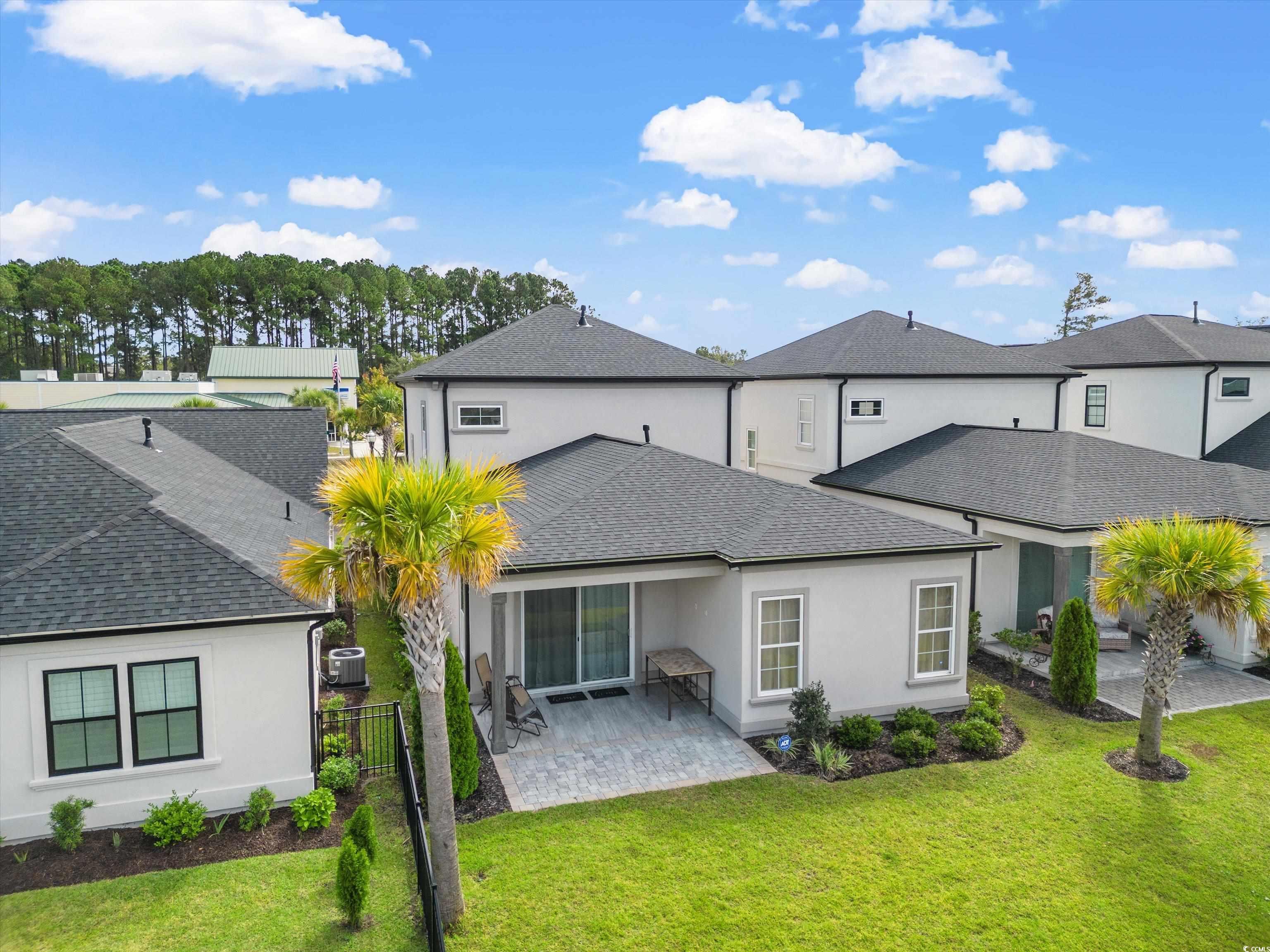 6723 Ocean Breeze Loop Property Photo 34