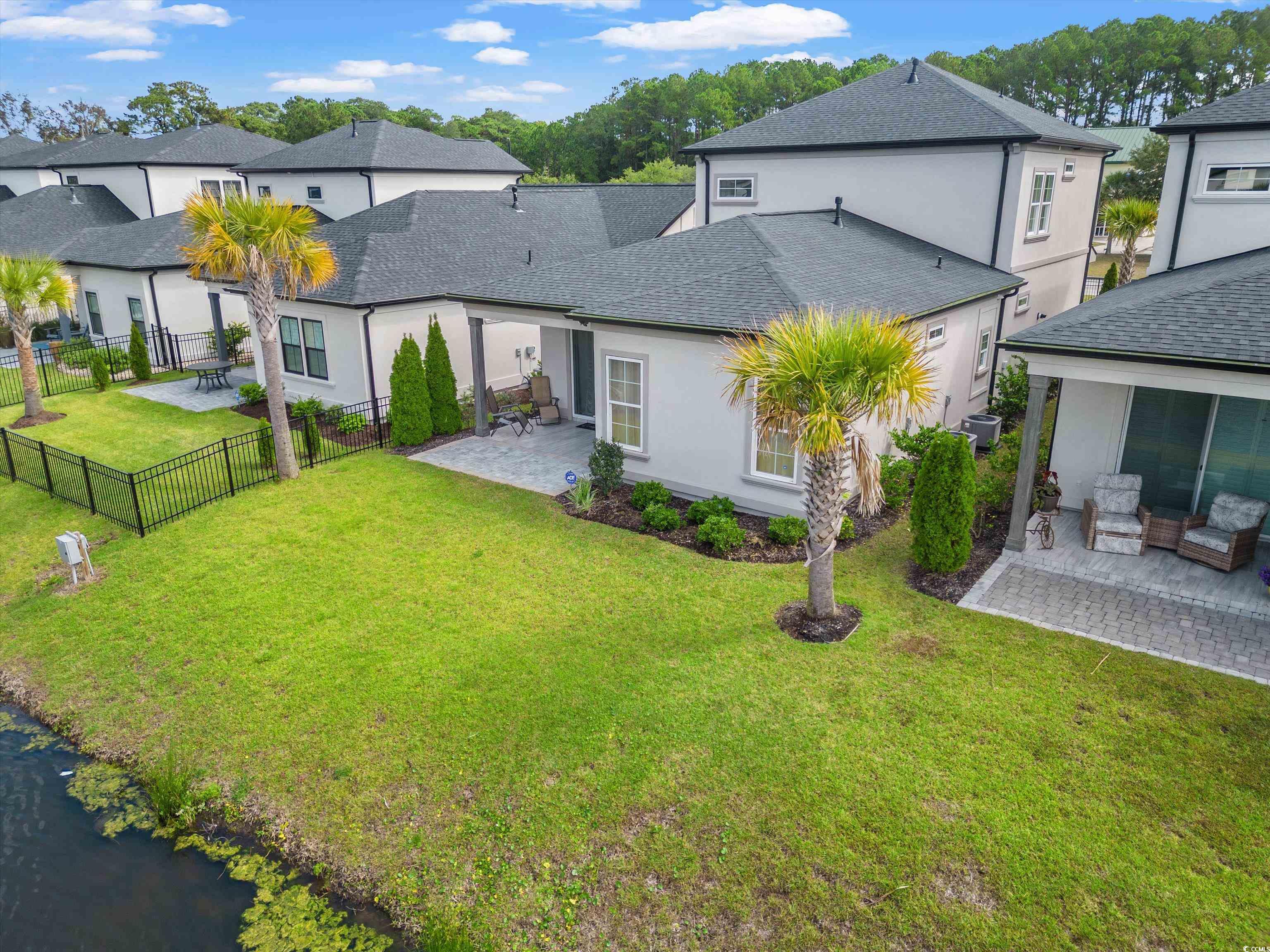 6723 Ocean Breeze Loop Property Photo 35