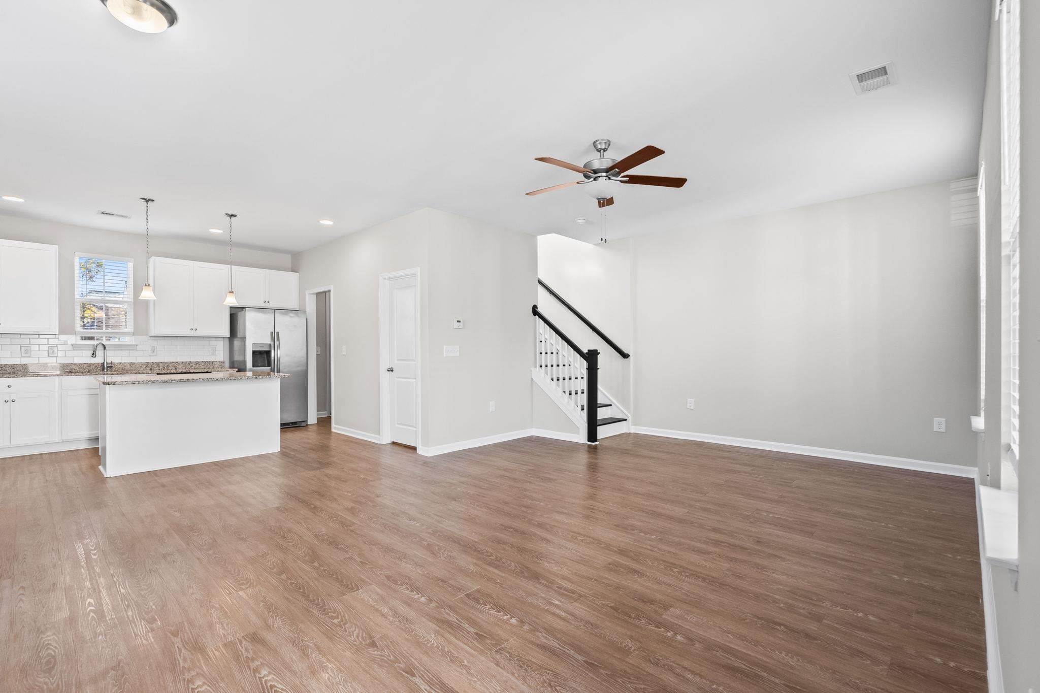 3549 Bristol Ln. Property Photo 6