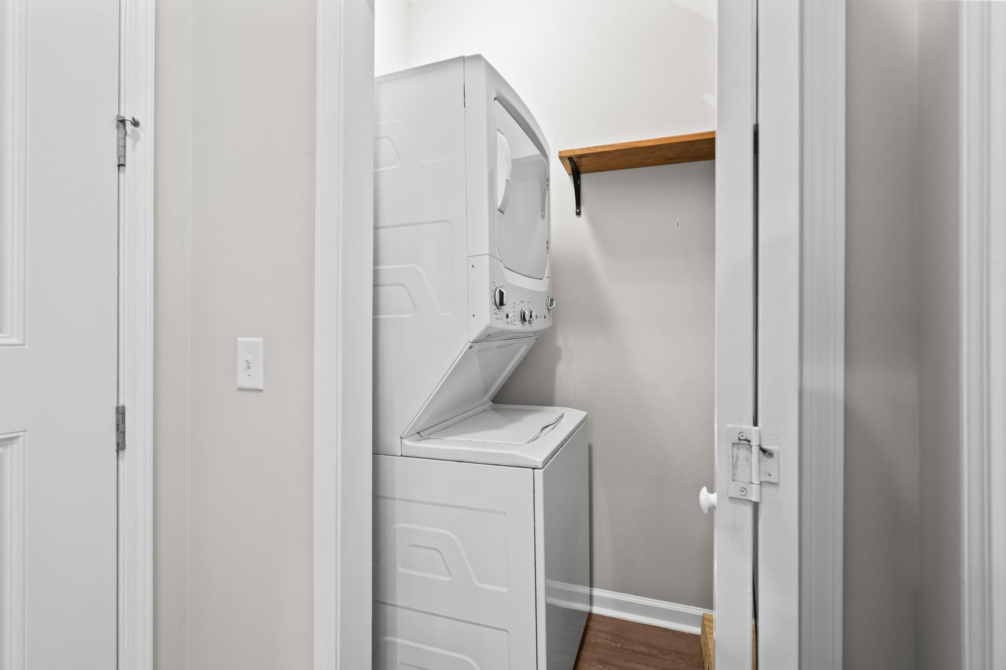 3549 Bristol Ln. Property Photo 17