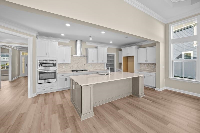 1008 Gold Dew Way Property Photo 2