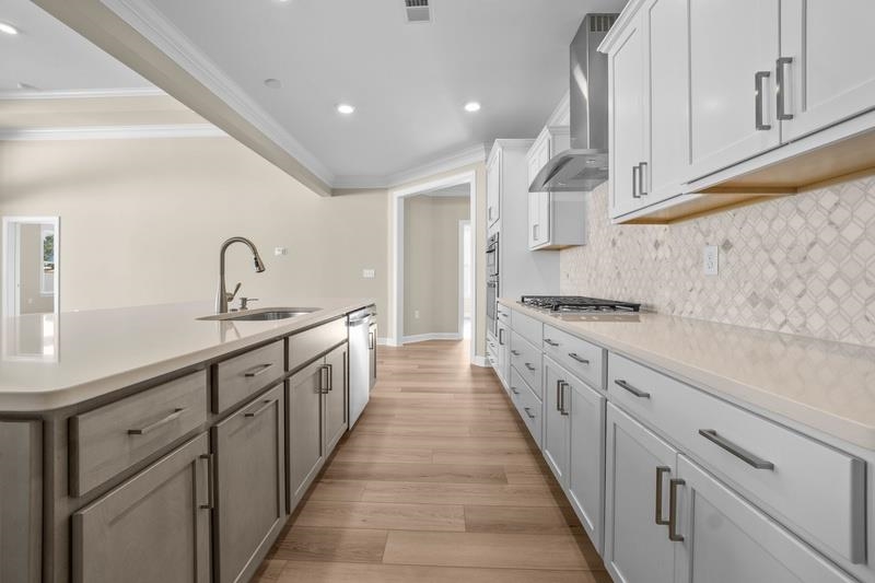 1008 Gold Dew Way Property Photo 3