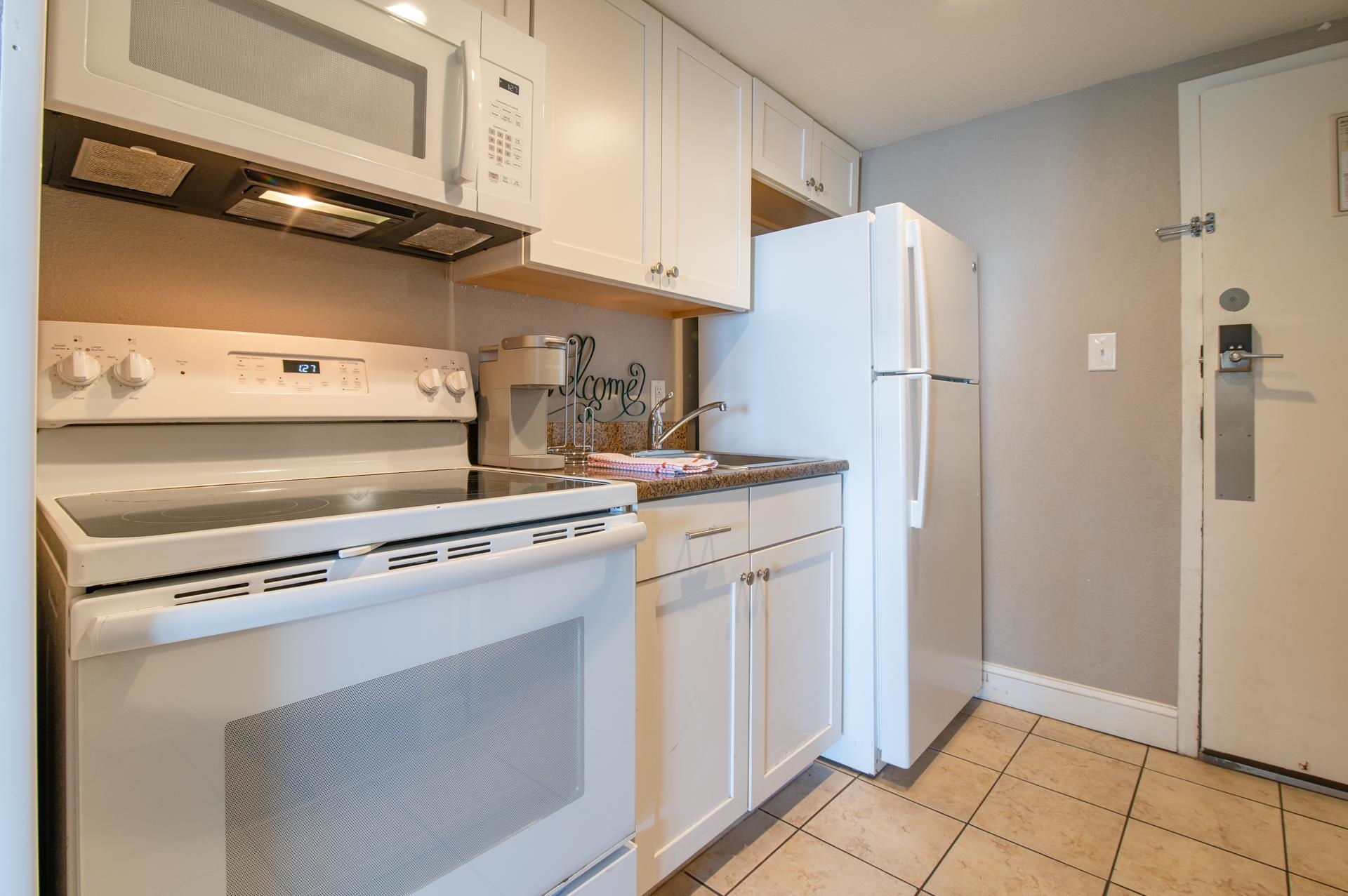 6900 N Ocean Blvd. Property Photo 8