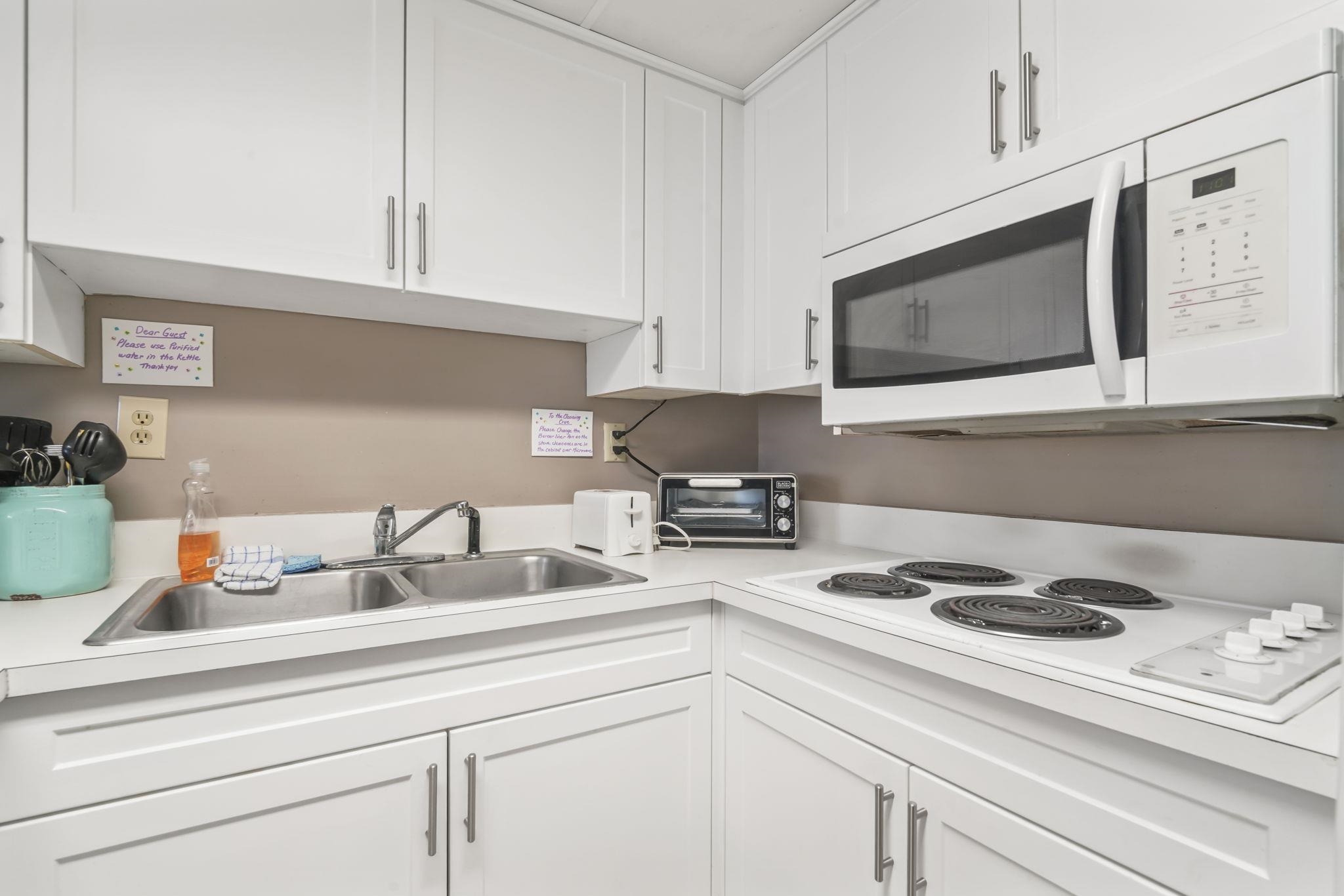 201 74th Ave. N Property Photo 11