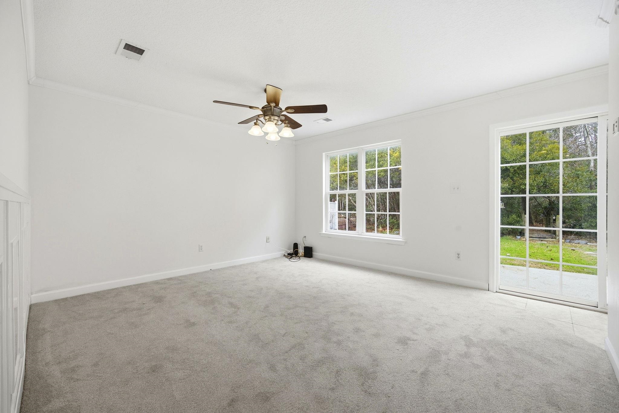 281 La Patos Dr. Property Photo 4