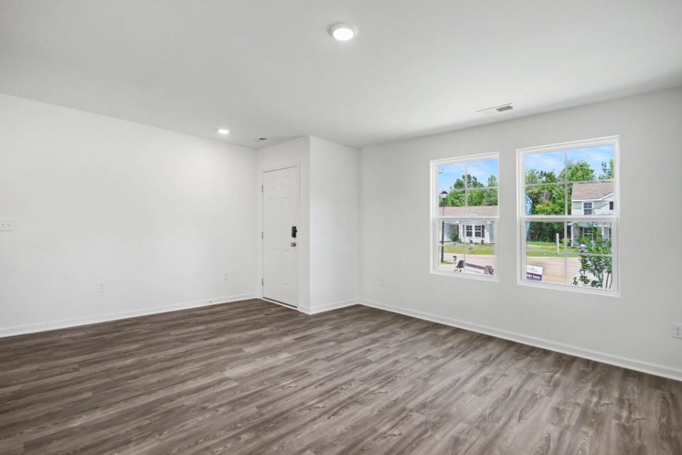 90 Vintage Way Property Photo 6