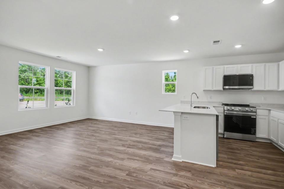 90 Vintage Way Property Photo 8